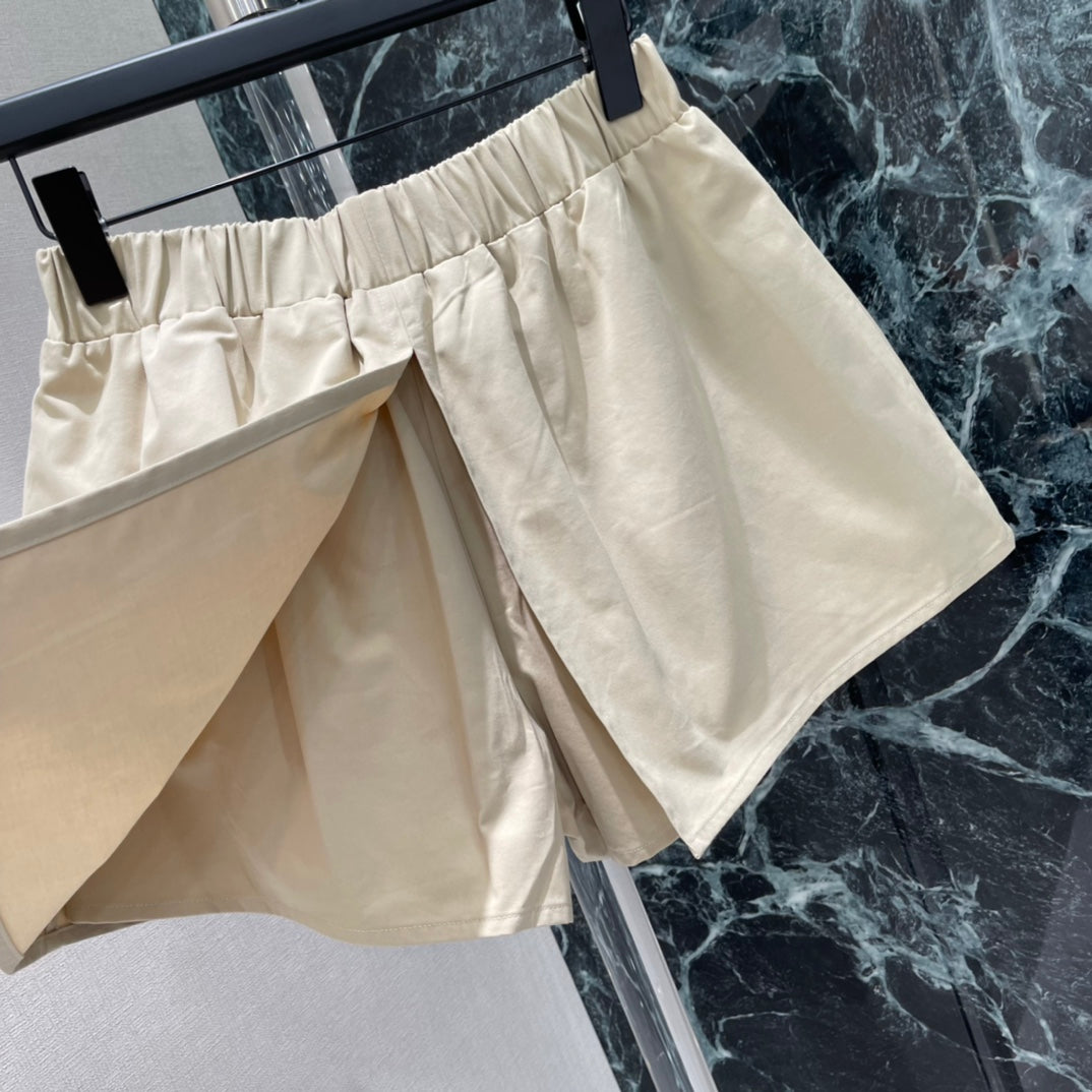 26 Early Spring New Arrival: Workwear-Style Shorts