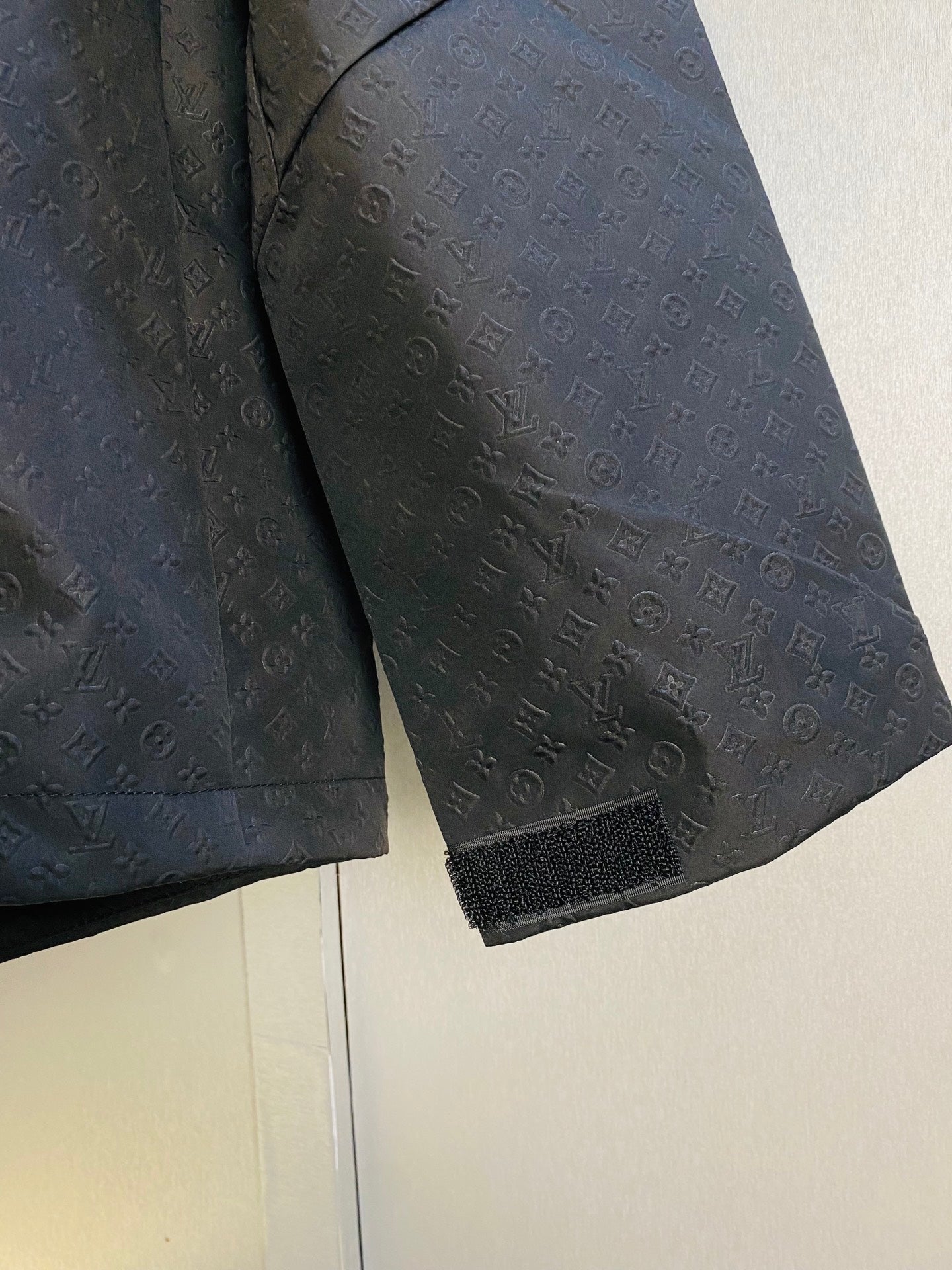 Outerwear, jacket, windproof coat