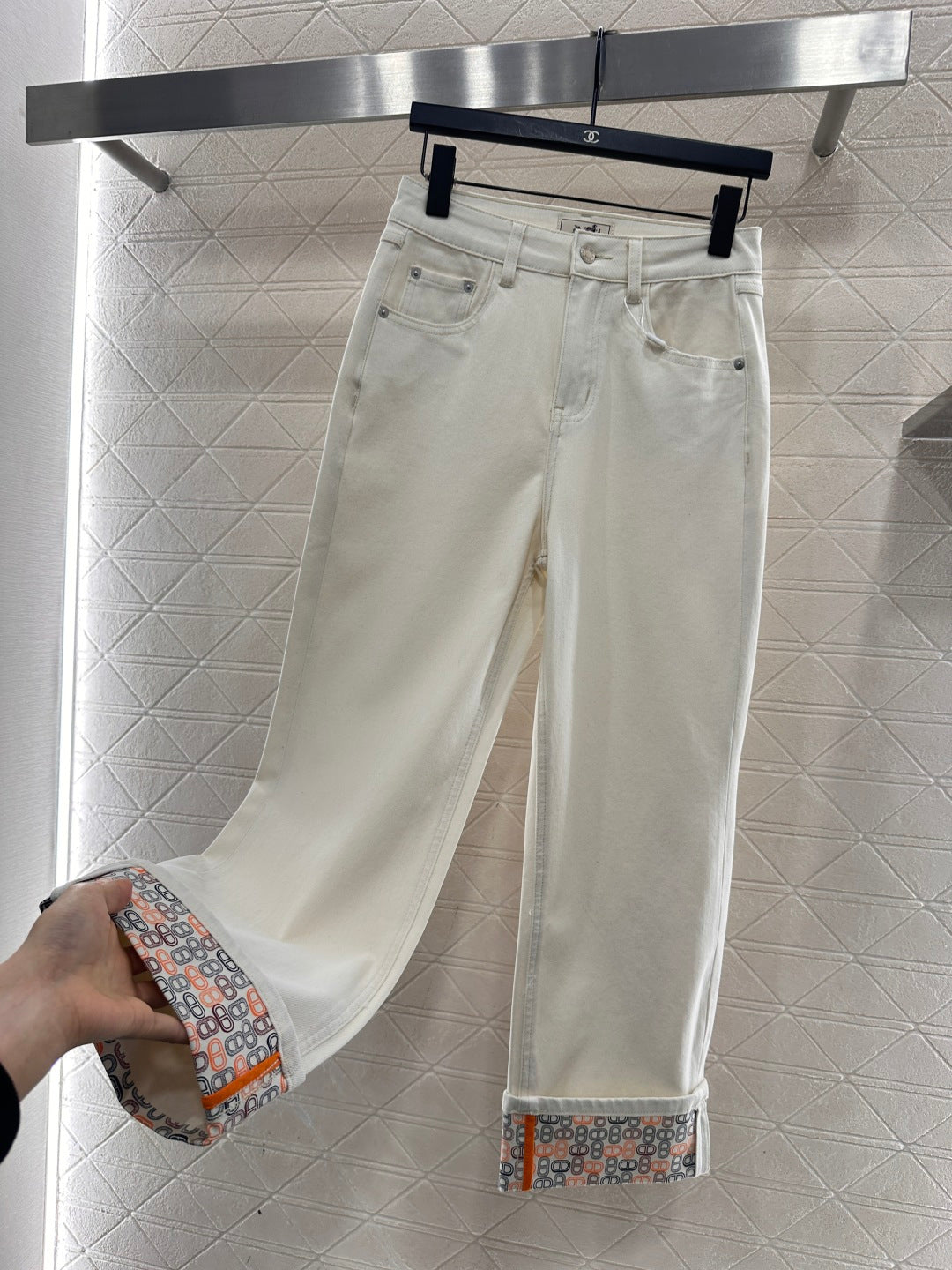 26NEW Folded Hem Straight Leg Trousers