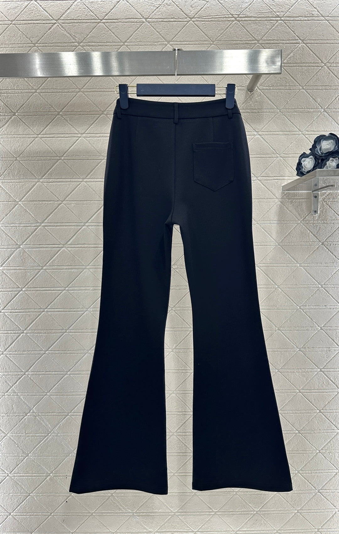 26NEW Flared Slim-Fit High-Waisted Trousers