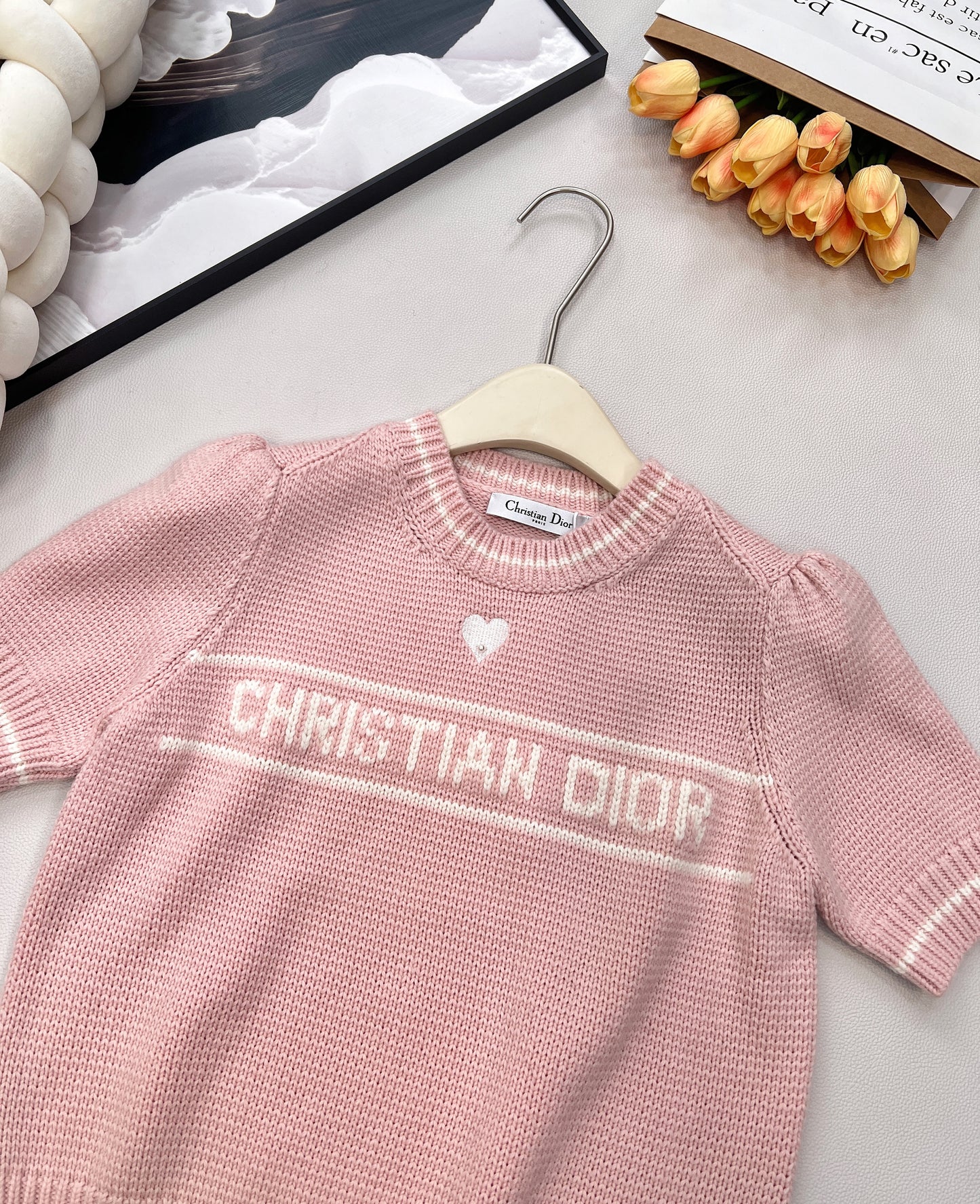 26NEW Embroidered Knit Short Sleeve