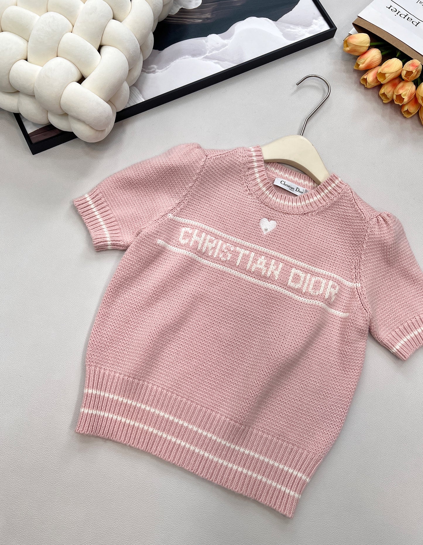 26NEW Embroidered Knit Short Sleeve