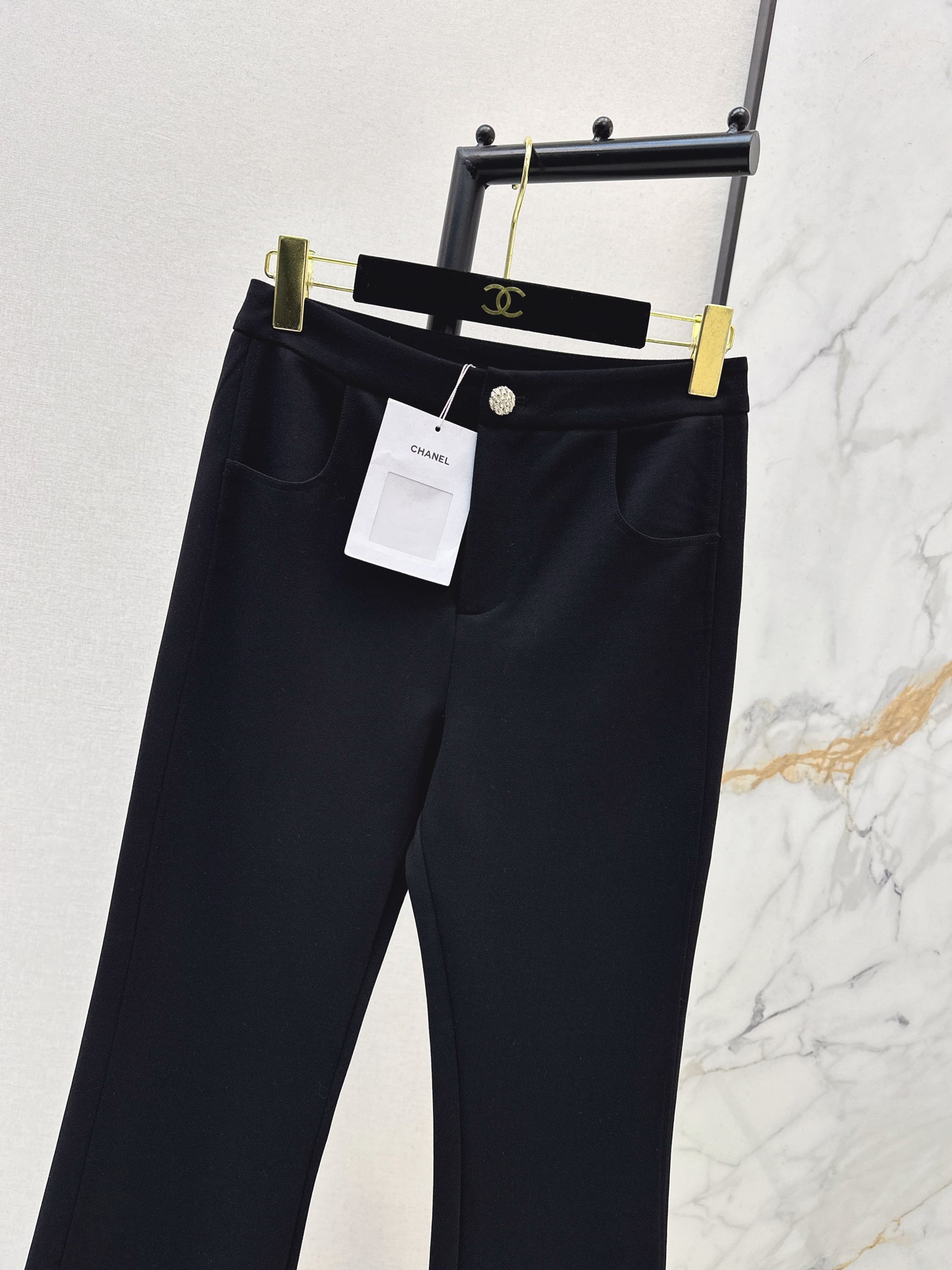 26NEW High-Waisted Flare Trousers