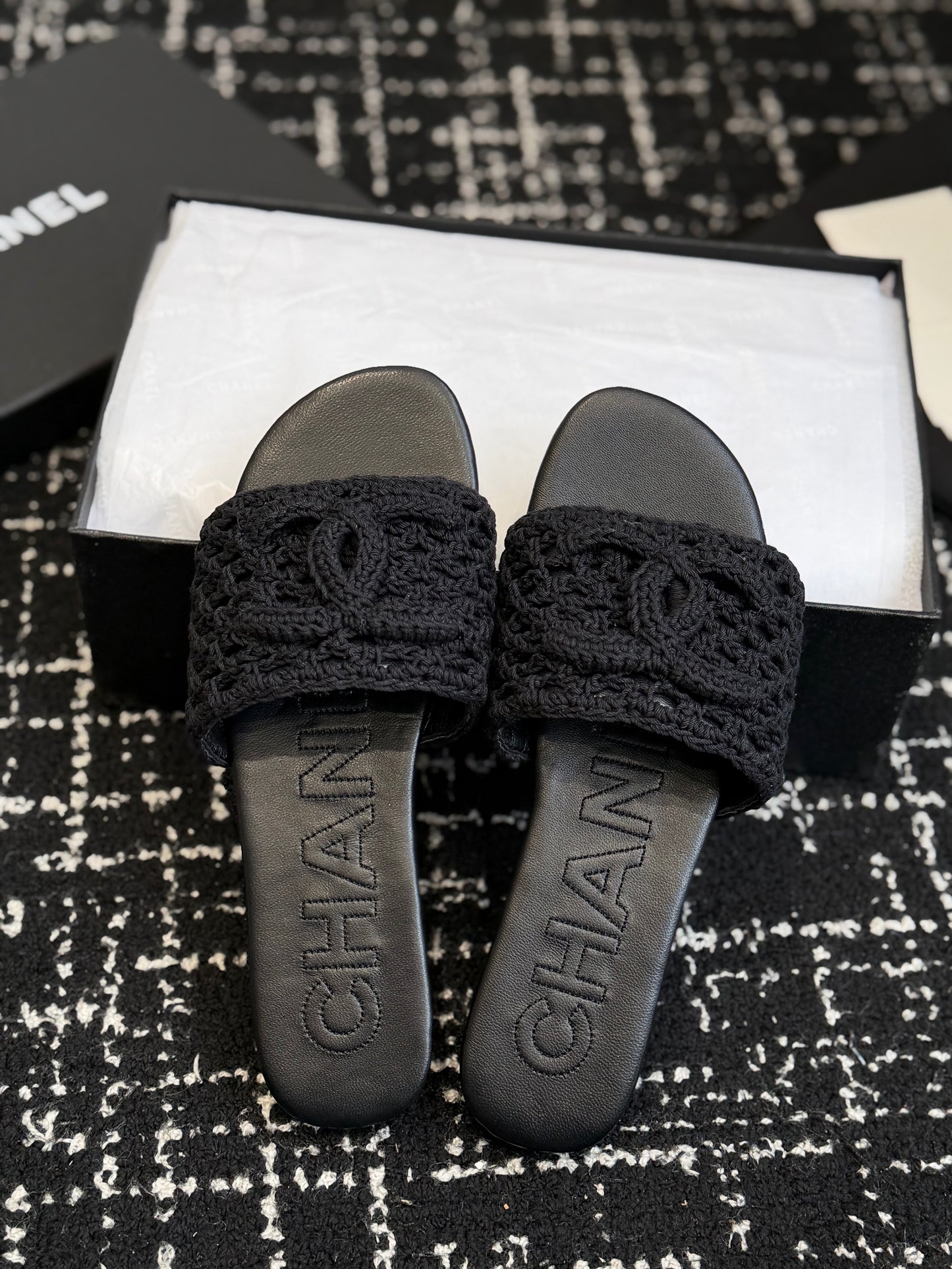 26NEW Vacation Slip-on Slippers