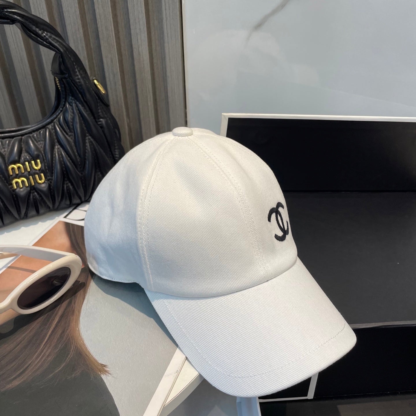 New double-sided embroidered baseball cap
