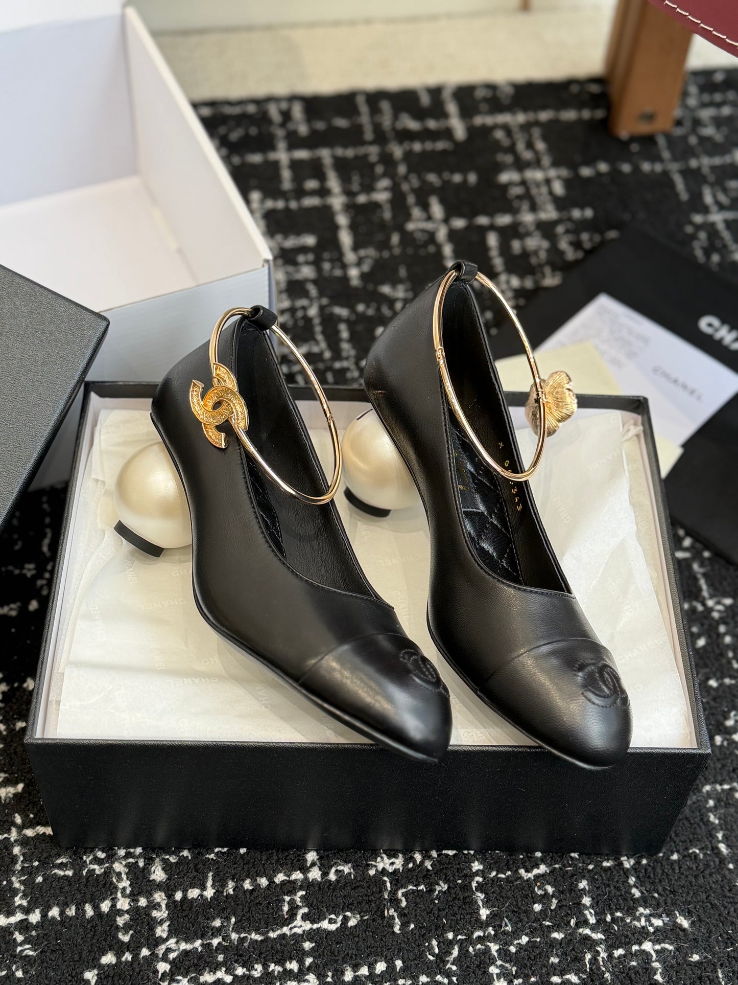 26NEW Spring/Summer Mary Jane Shoes with Large Pearl Heels
