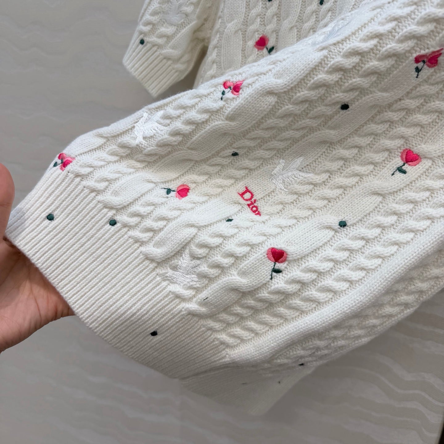26NEW Floral Knit Short-Sleeve