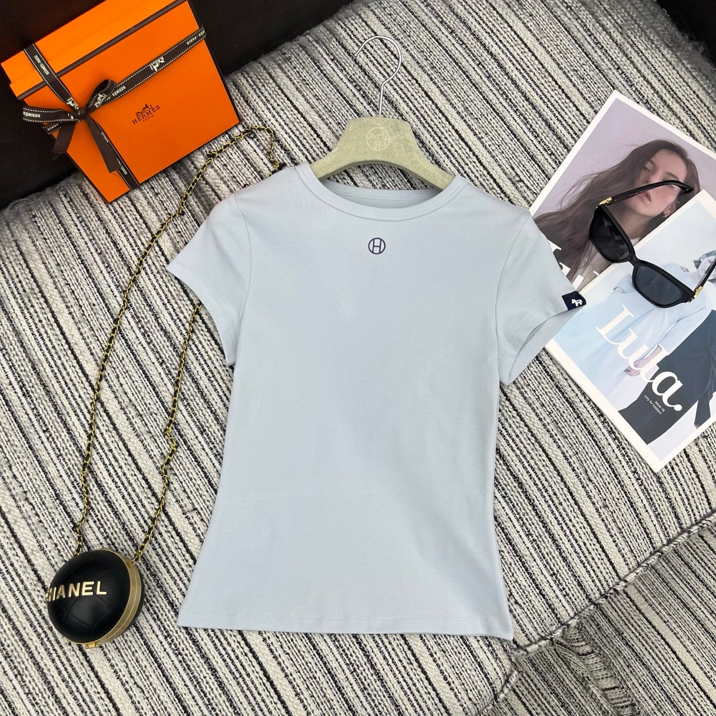 26NEW Letter-embellished Short-sleeved T-shirt