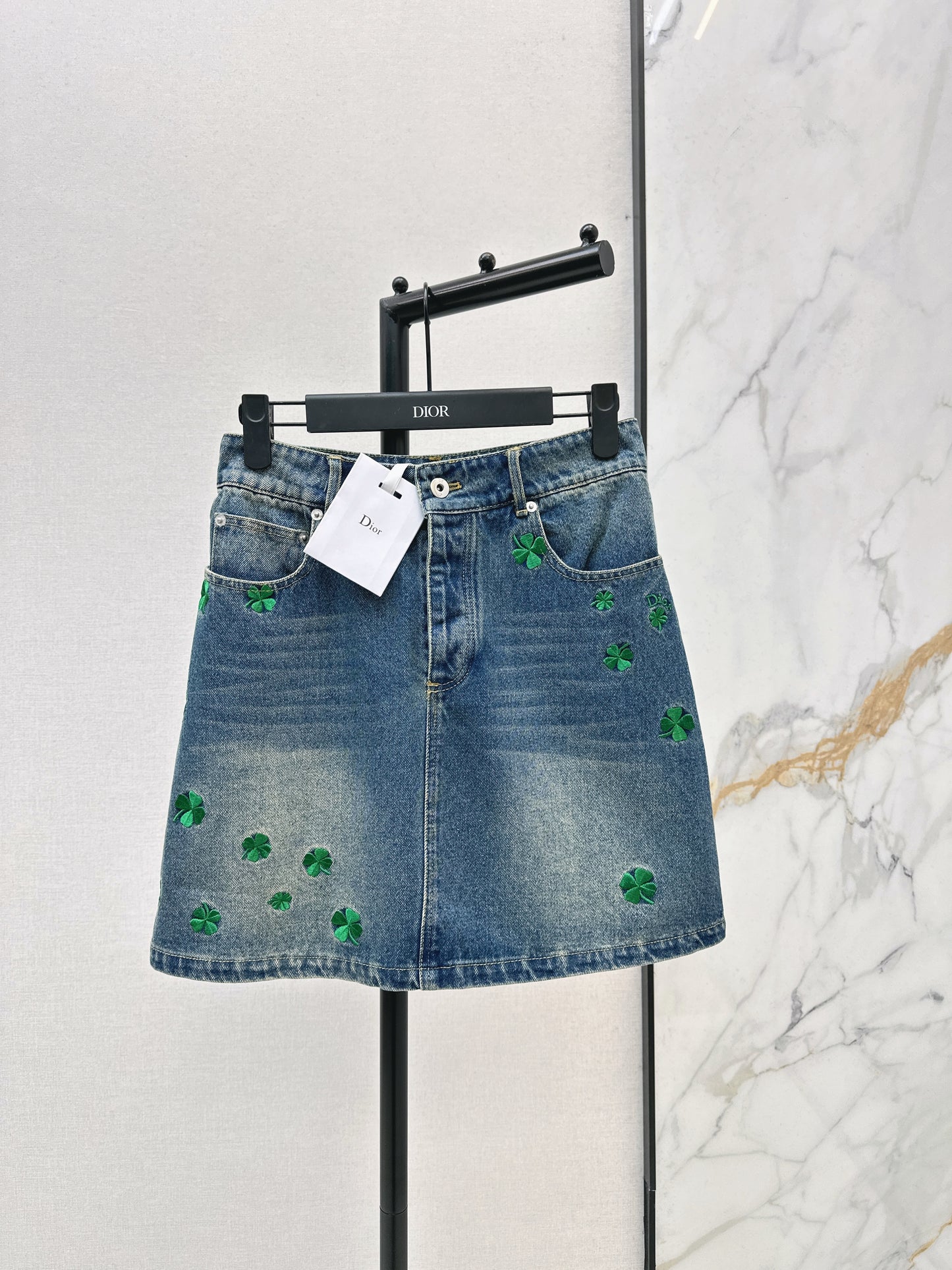 26NEW four-leaf clover embroidered denim midi skirt