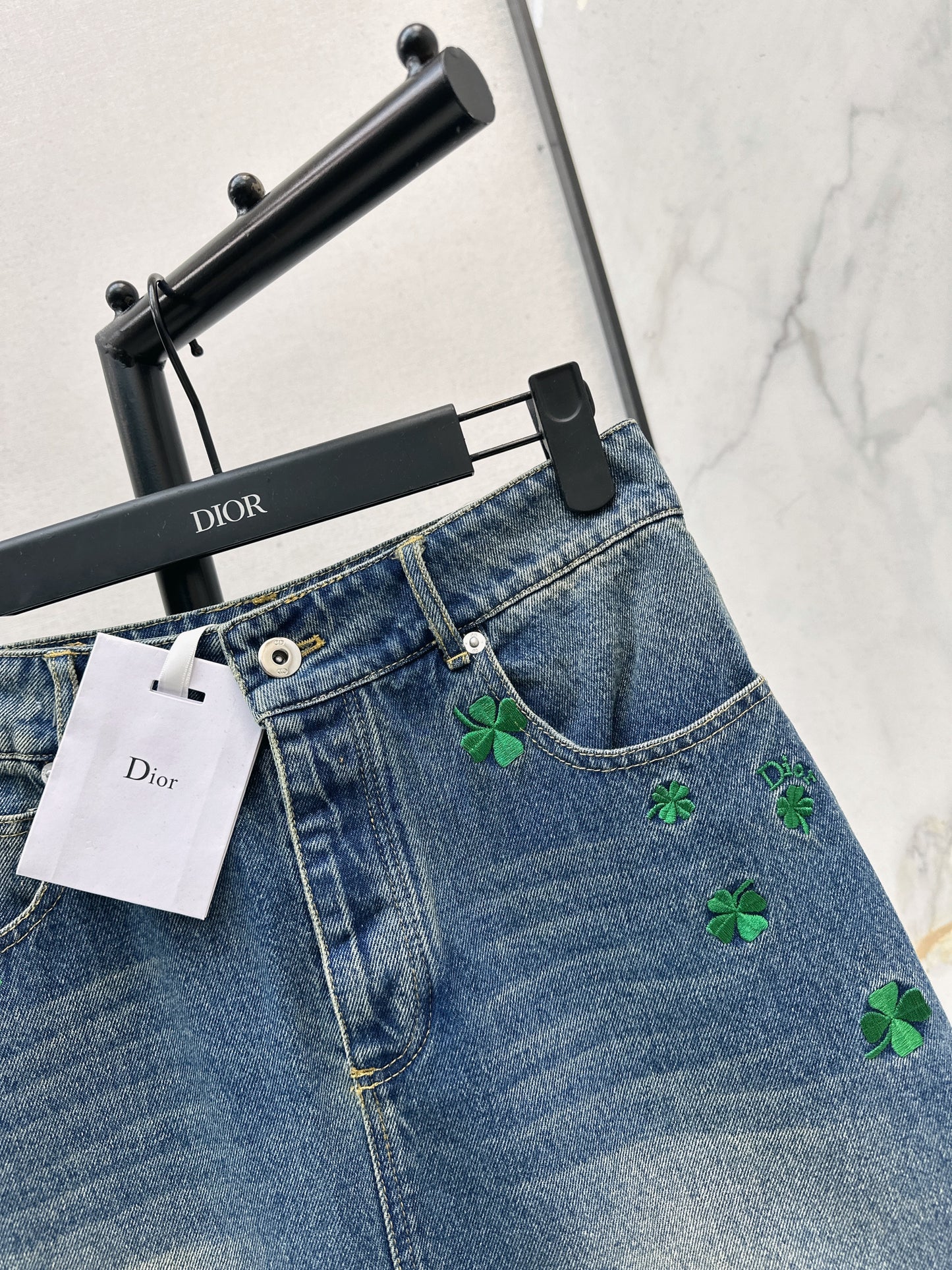 26NEW four-leaf clover embroidered denim midi skirt
