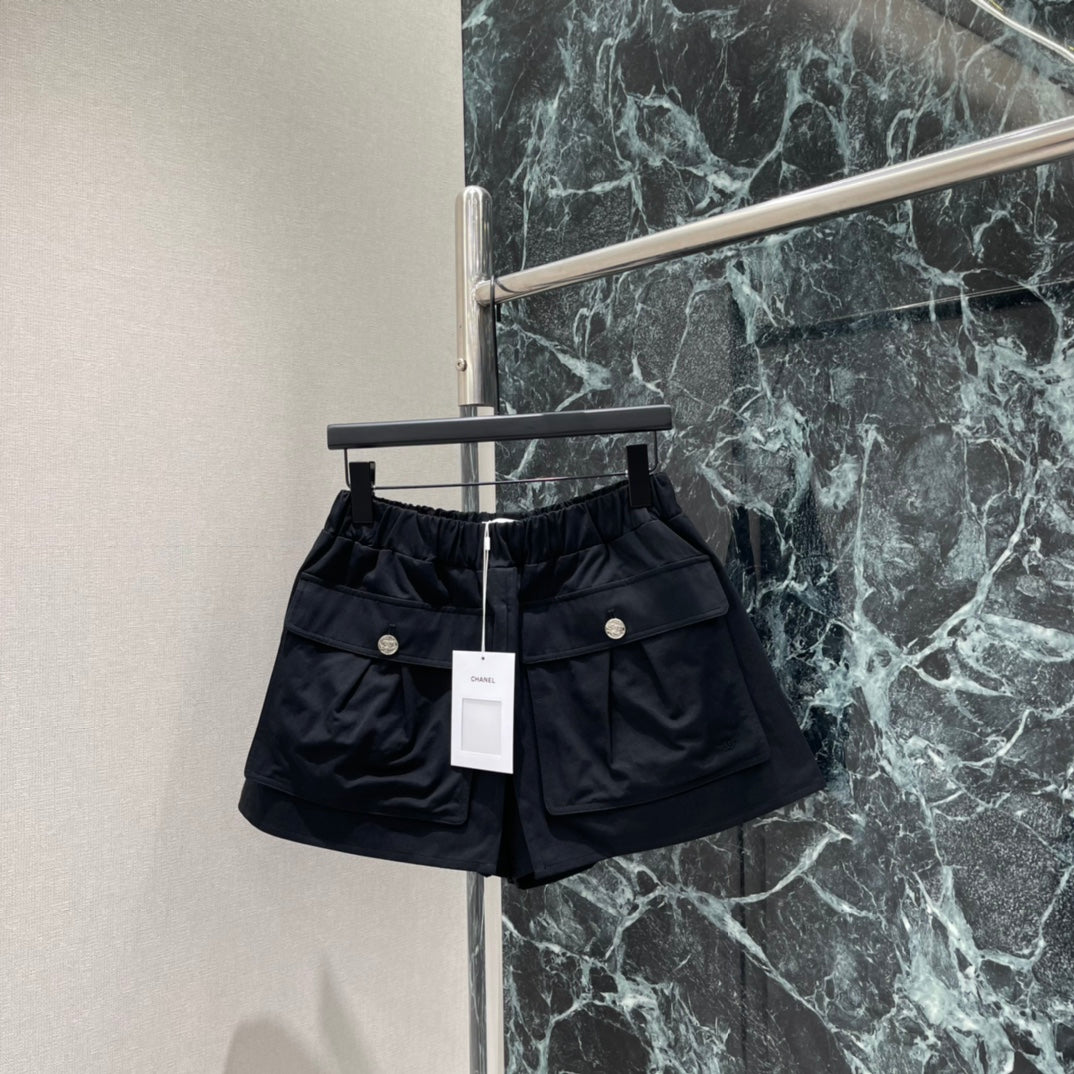 26 Early Spring New Arrival: Workwear-Style Shorts