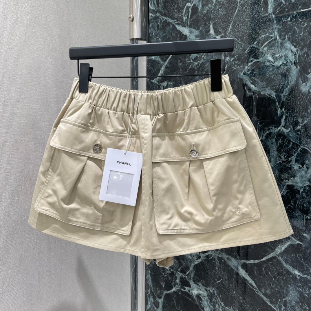 26 Early Spring New Arrival: Workwear-Style Shorts