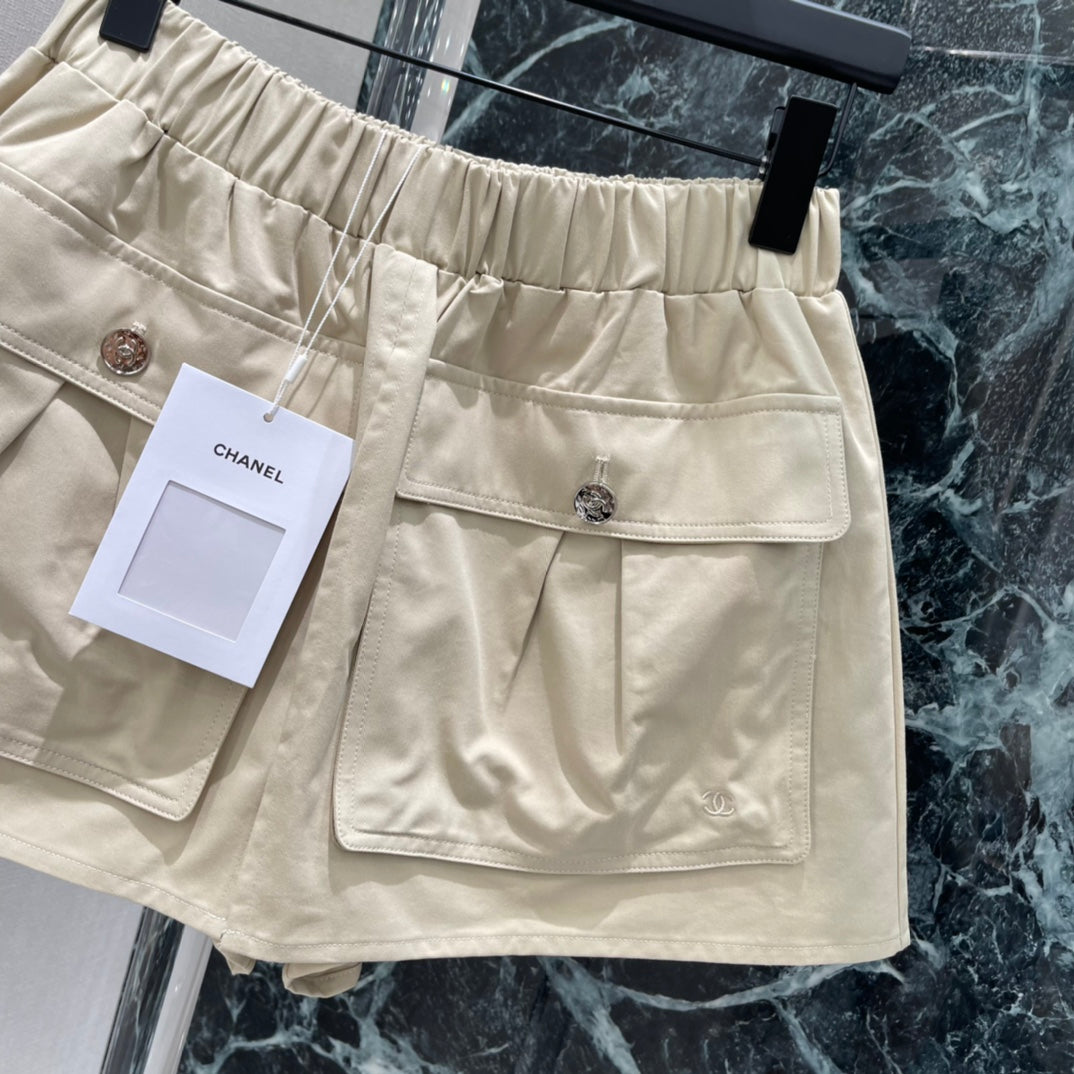 26 Early Spring New Arrival: Workwear-Style Shorts