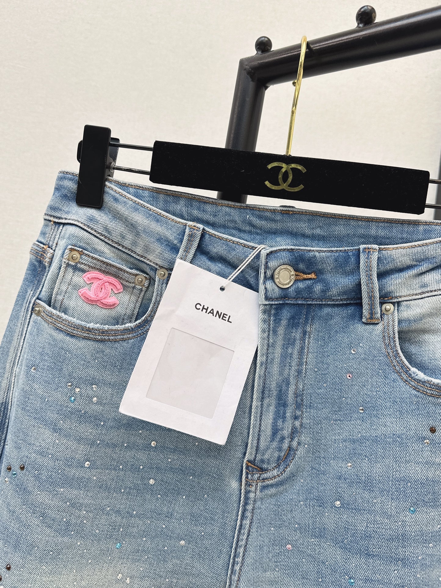 26SS New Arrival: Straight-Leg Jeans with Rhinestones