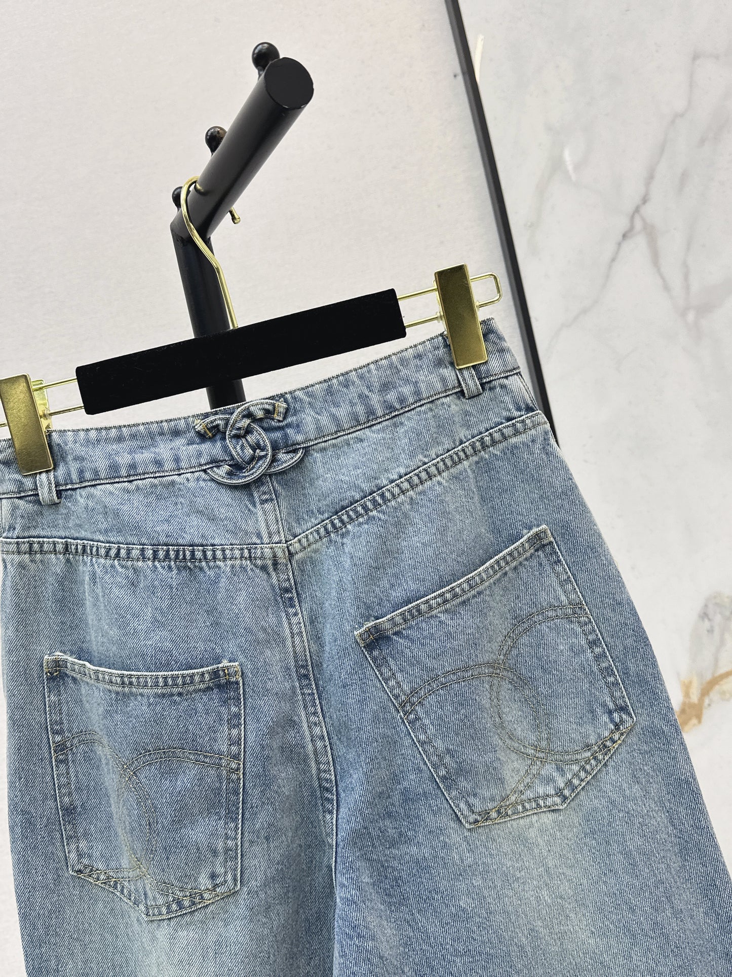 26SS New Spring/Summer Straight-Leg Jeans