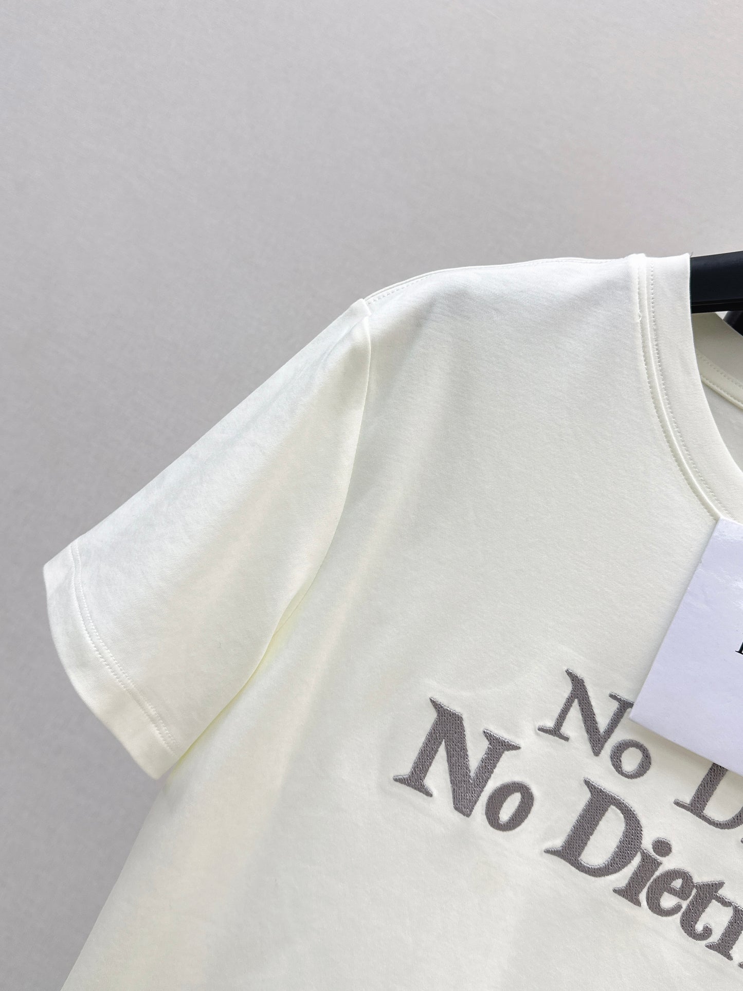 26SS Spring/Summer Newest Letter Embroidered T-shirt