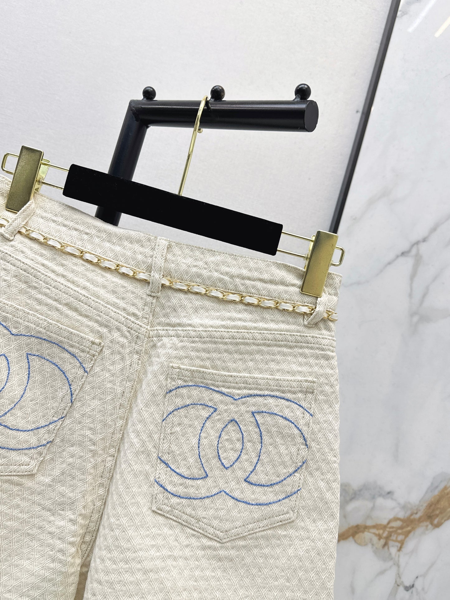 26SS Spring/Summer Hand-stitched Woven Metal Waist Chain Shorts