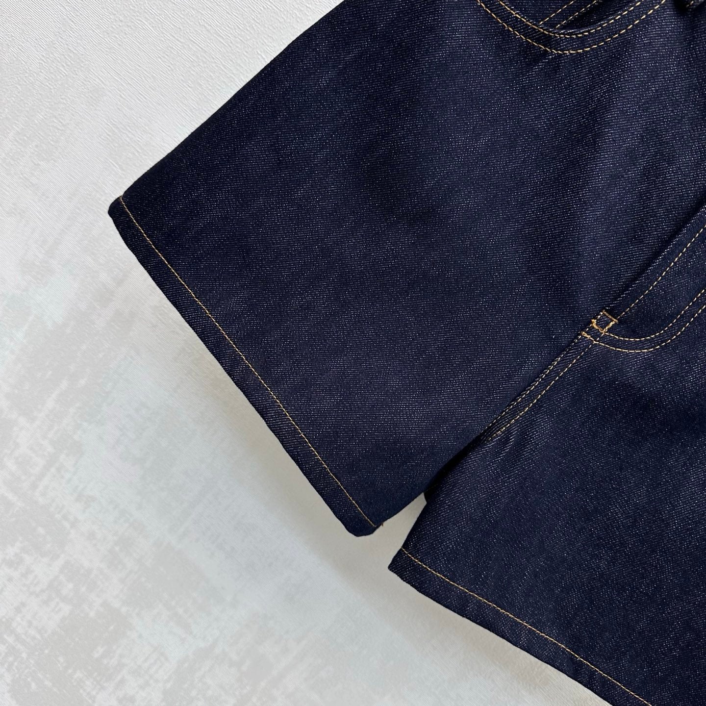 26SS New Embroidered Backpack Button Denim Shorts