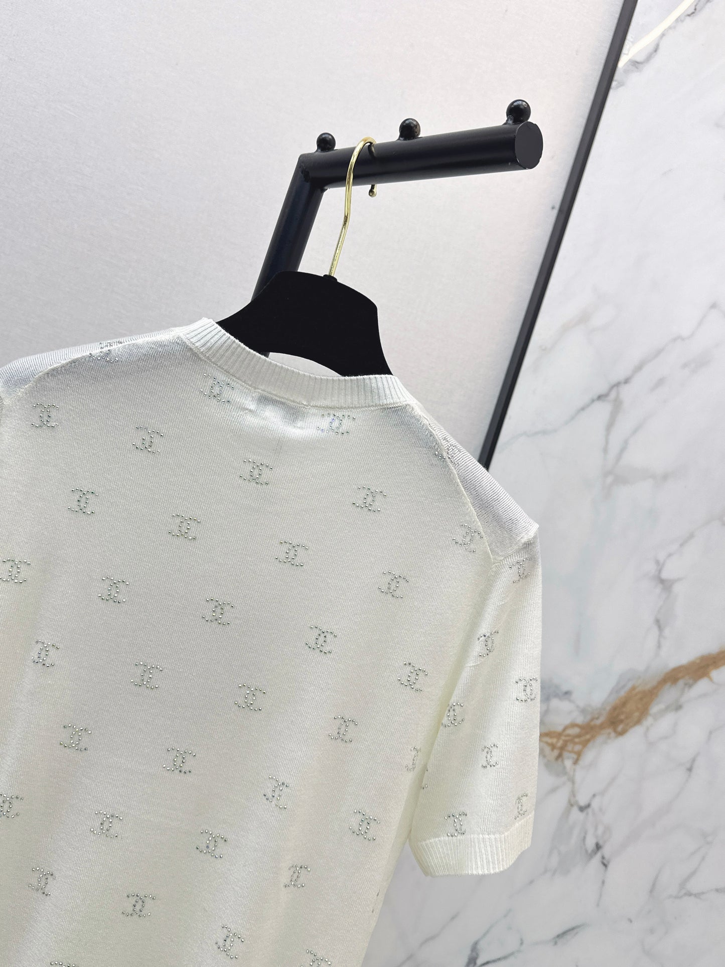 26SS Rhinestone Short-Sleeve Knit Top