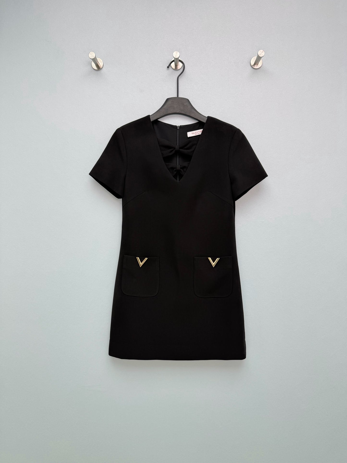 26SS NEW Black V-neck Hollowed-out Bow Short Dress