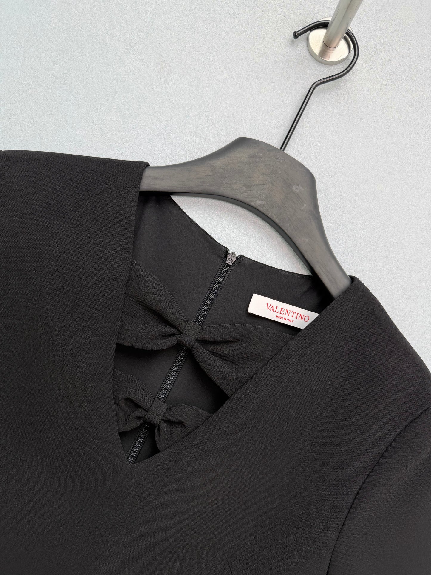 26SS NEW Black V-neck Hollowed-out Bow Short Dress
