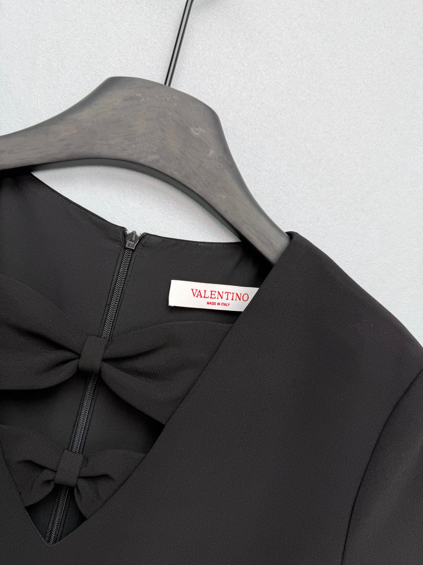 26SS NEW Black V-neck Hollowed-out Bow Short Dress