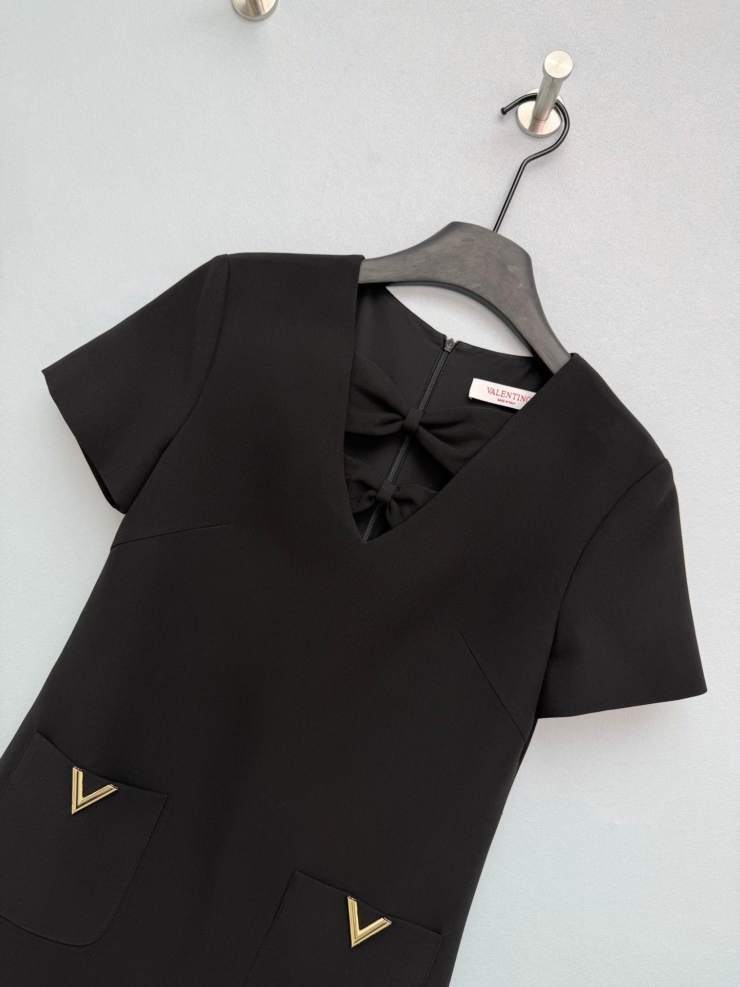 26SS NEW Black V-neck Hollowed-out Bow Short Dress