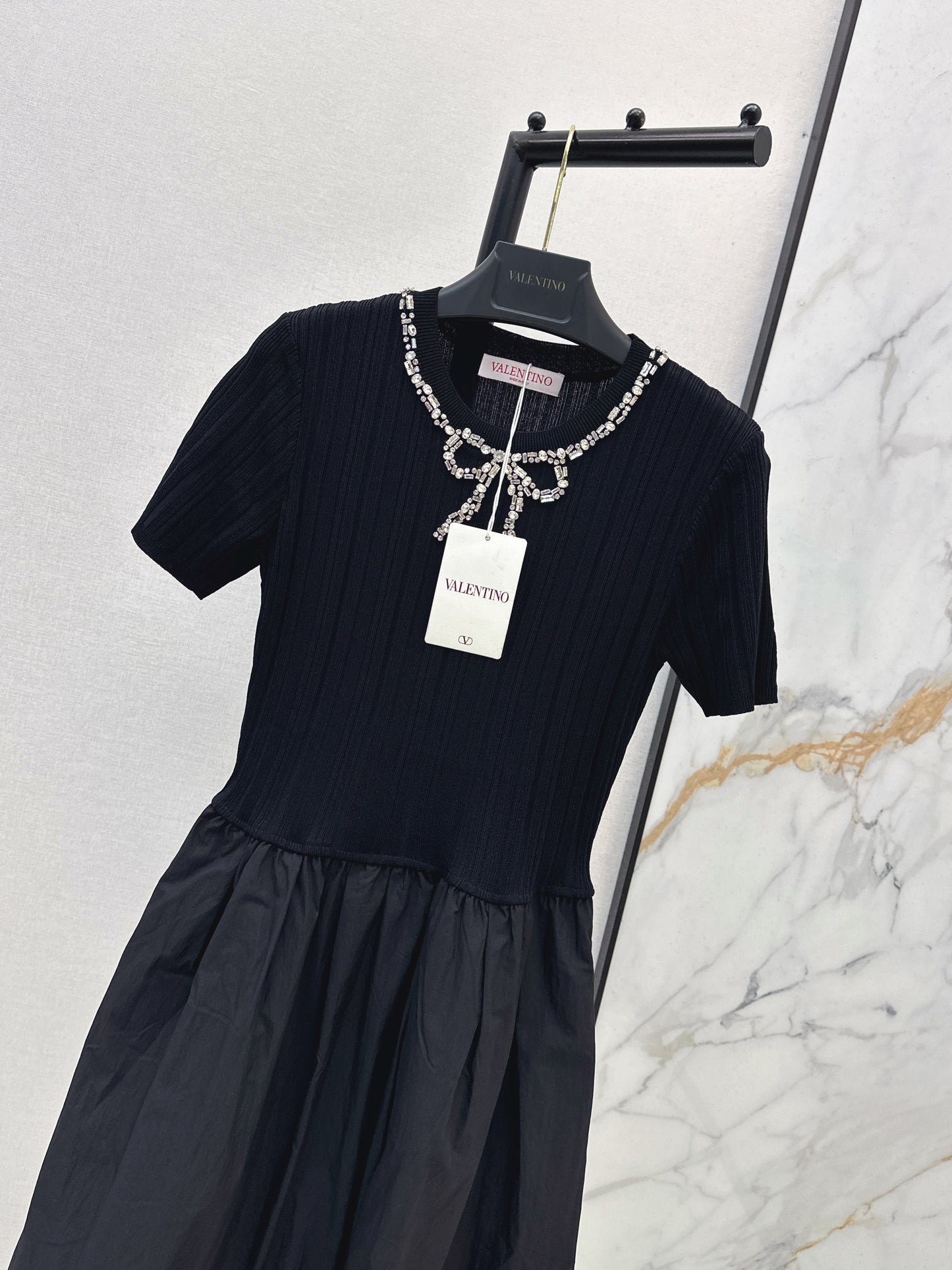 26SS New Heavy-Duty Beaded Bow Knit Patchwork Dress