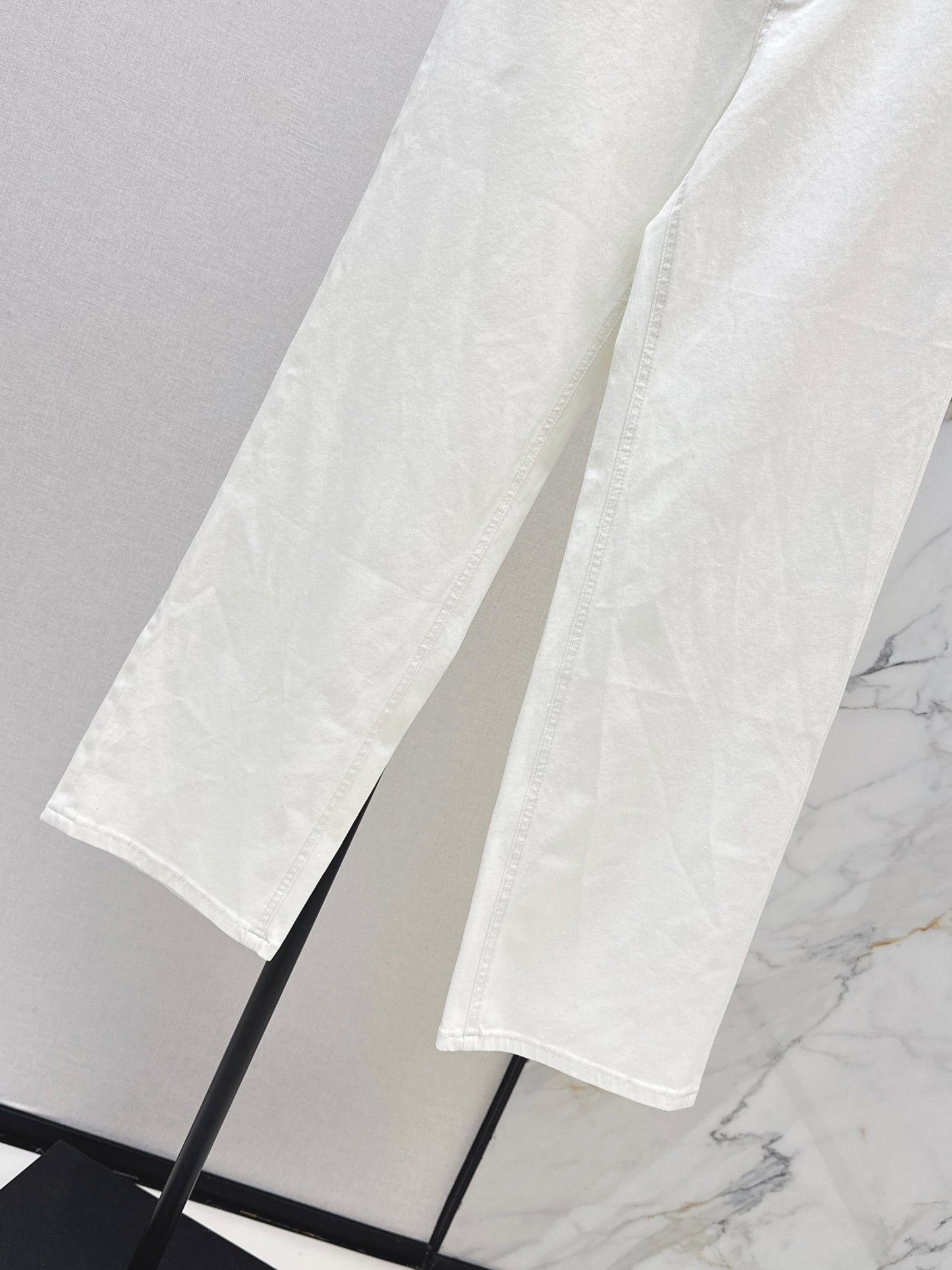 26SS New White High-Waisted Wide-Leg Jeans