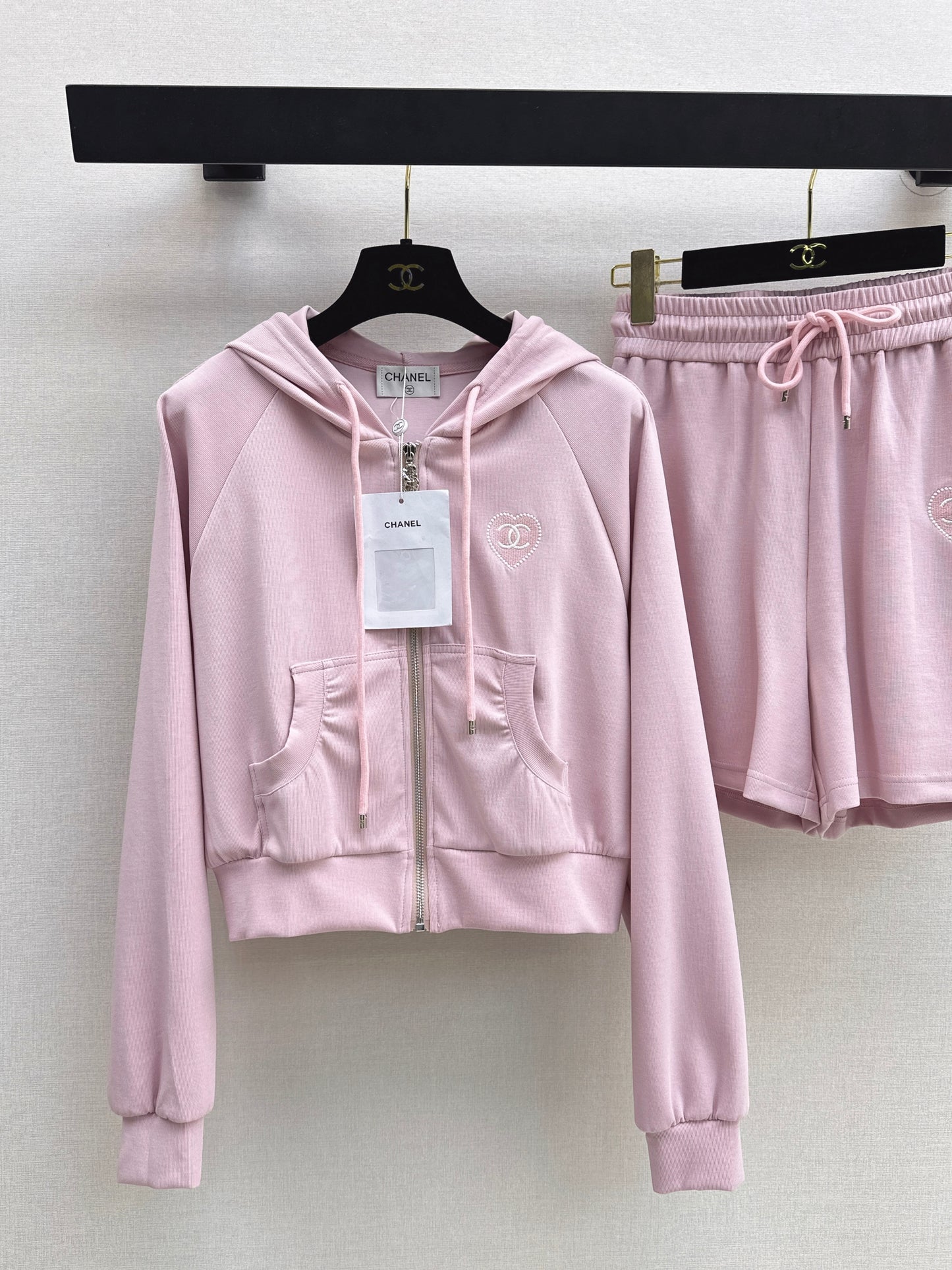 26SS Hooded Casual Jacket + Elastic-Waist Shorts