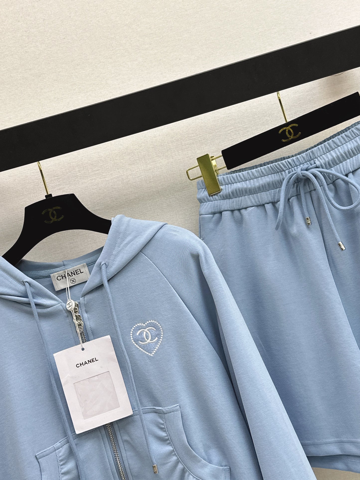 26SS Hooded Casual Jacket + Elastic-Waist Shorts