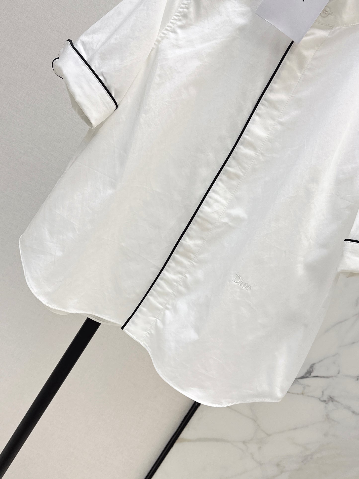 26SS — Retro Stand-Collar Shirt with Contrast Piping Trim