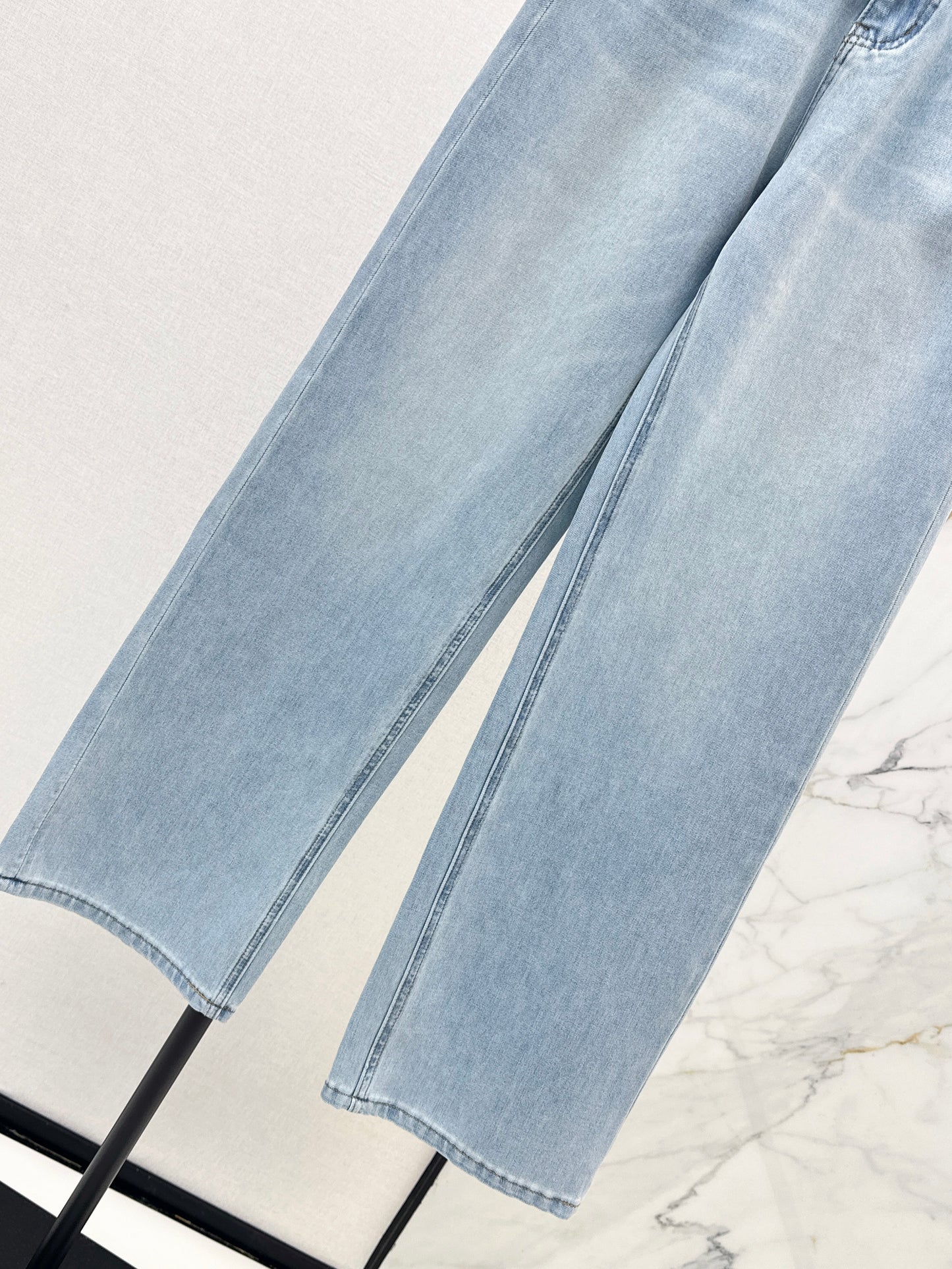 26SS — Straight-Leg Jeans