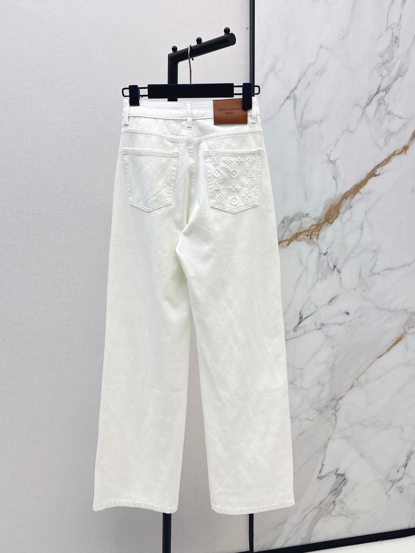 26SS — Straight-Leg Jeans