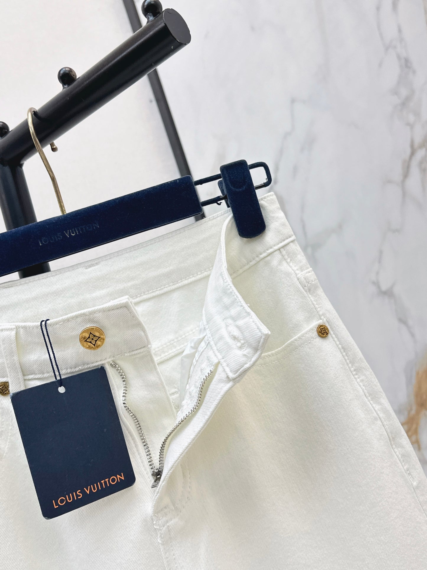 26SS — Straight-Leg Jeans