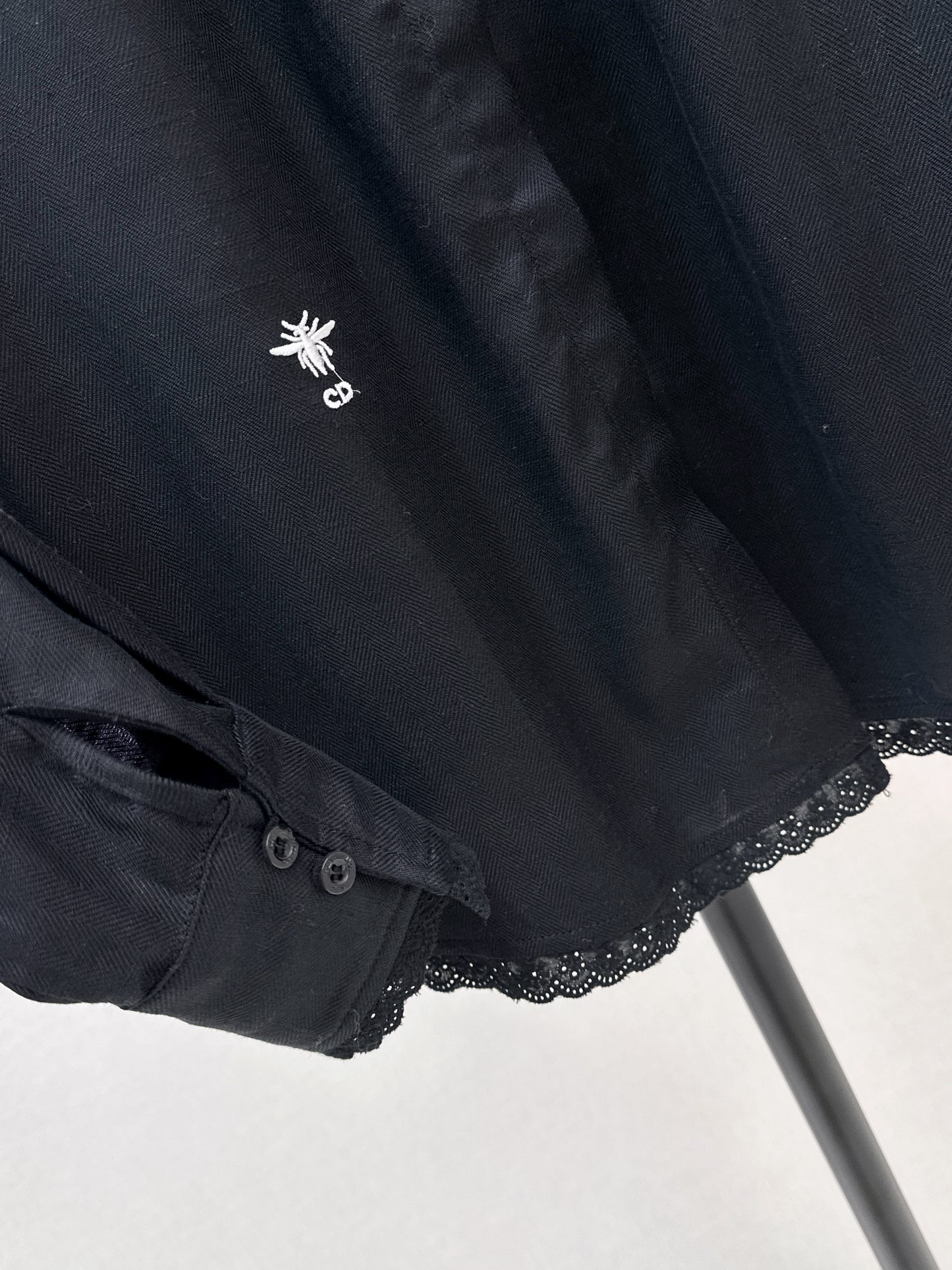 26SS — Bee-Embroidered Stand-Collar Shirt