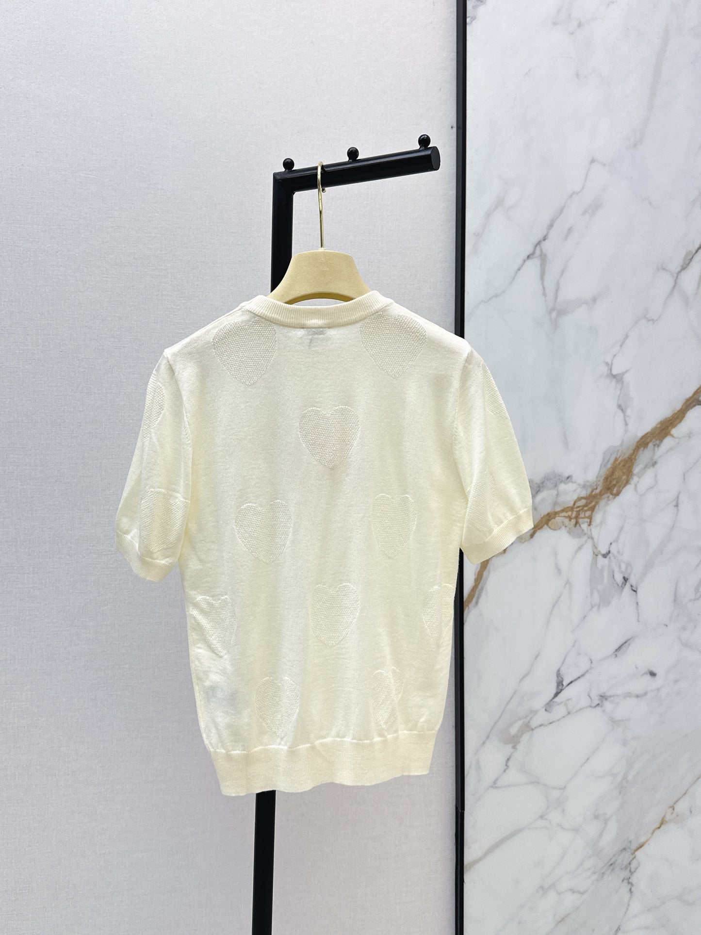 26SS — Knitted Short-Sleeve Top with Letter Embroidery