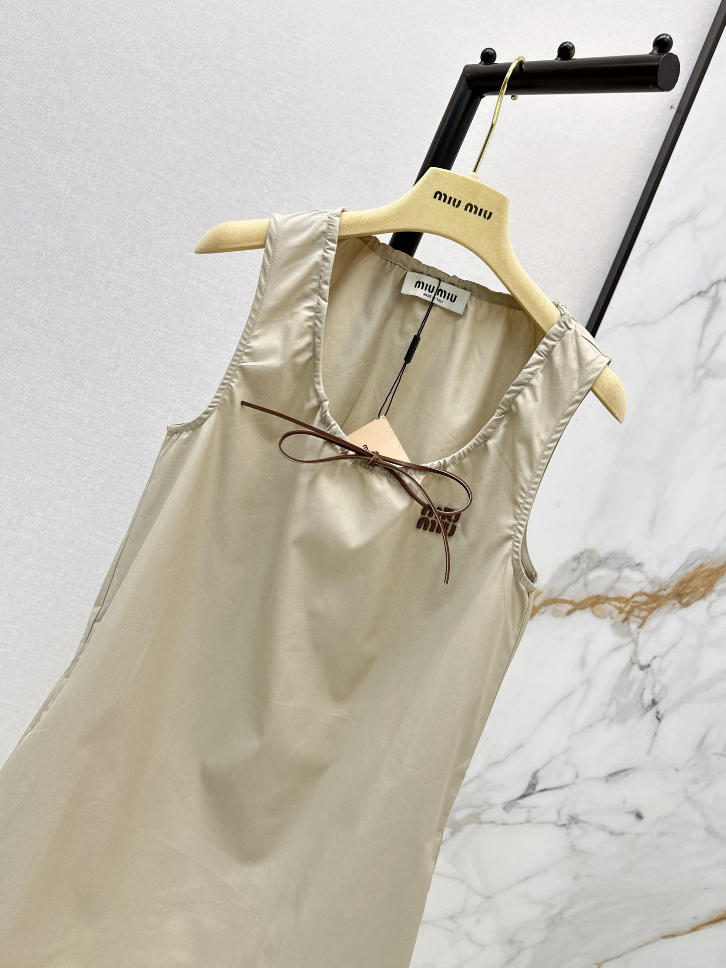26SS — New Youth-Enhancing Dress