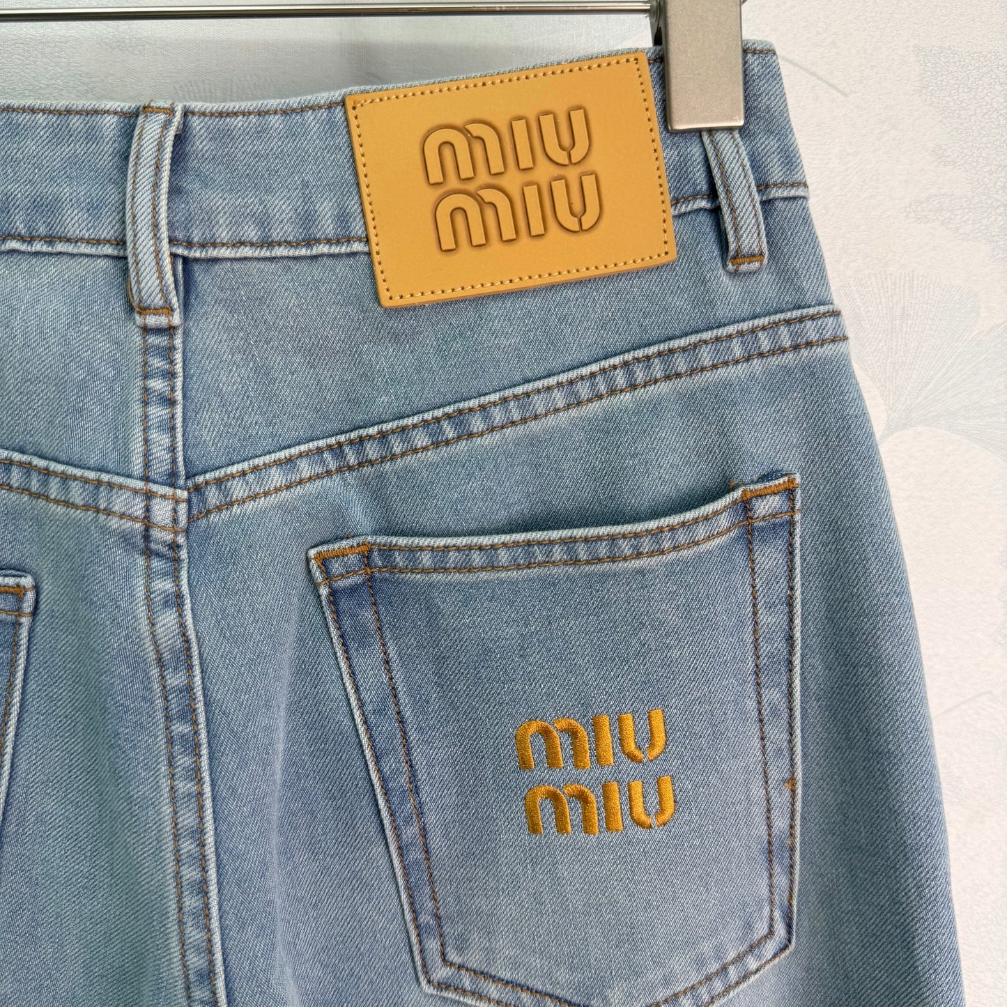 2026 New High-Waisted Wide-Leg Jeans