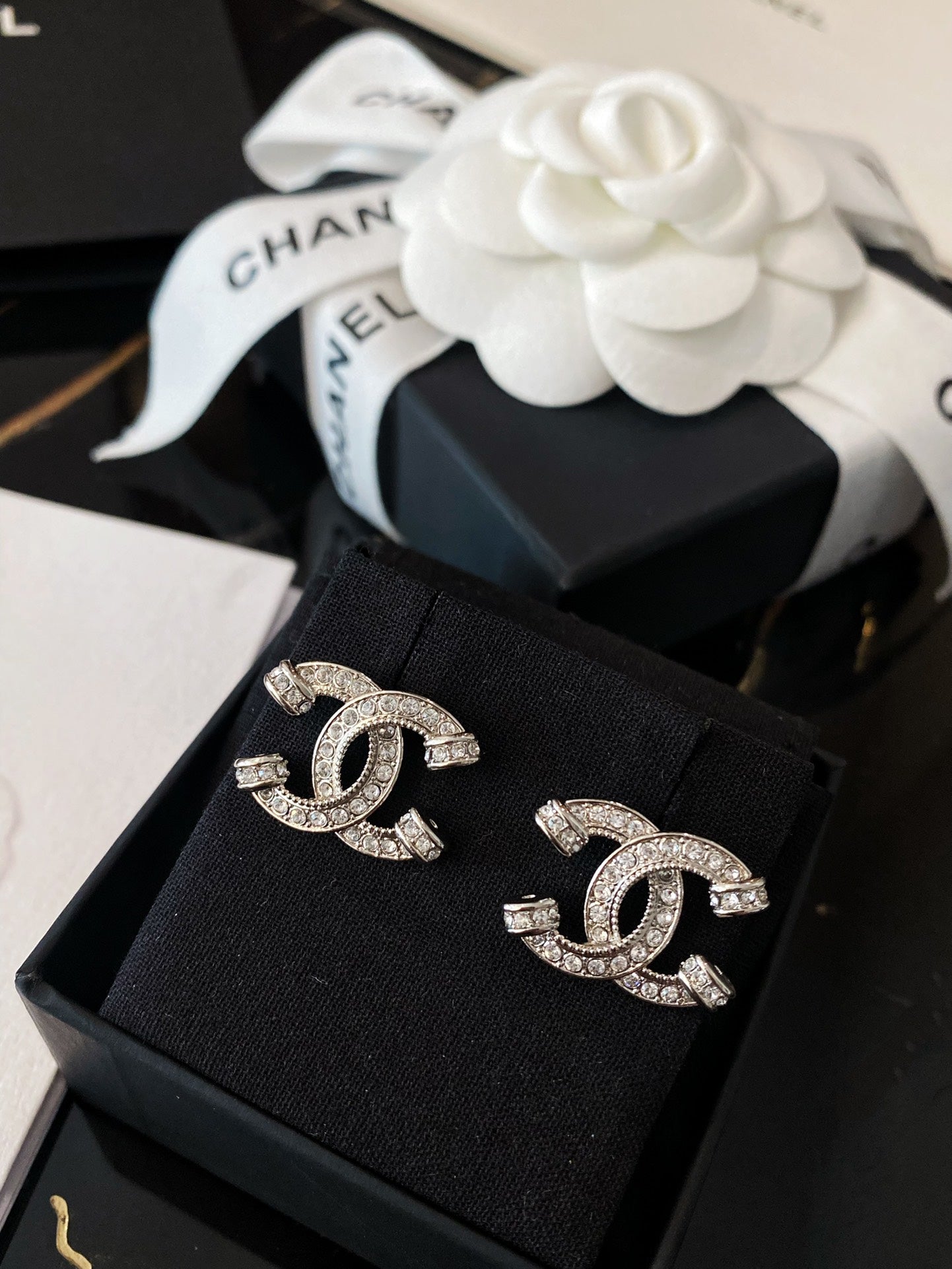 Crystal full diamond earrings