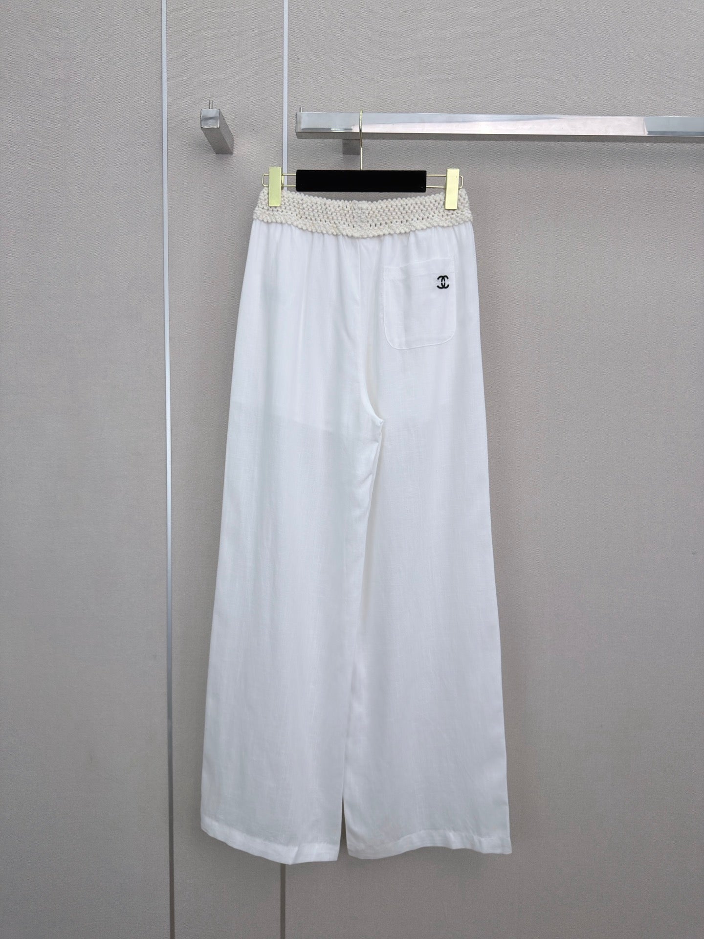 26SS New Arrival: Wide-Leg Trousers with Contrast-Color Waist Design