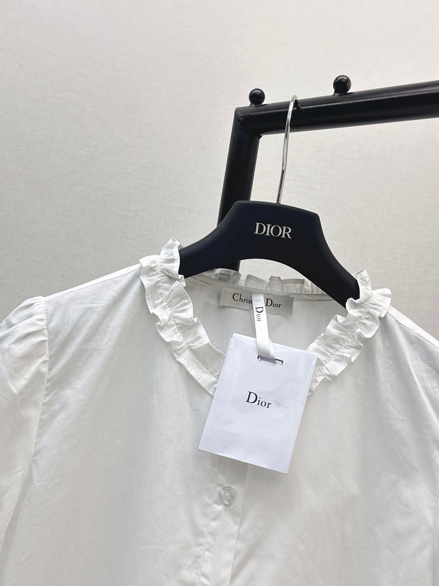 26SS — New Bee-Embroidered Ruffle-Trimmed Shirt