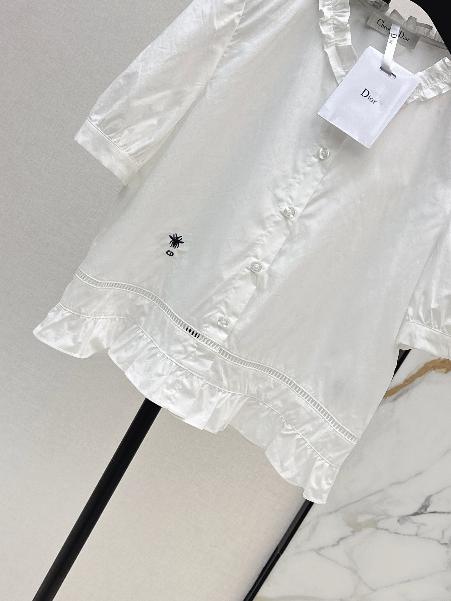 26SS — New Bee-Embroidered Ruffle-Trimmed Shirt