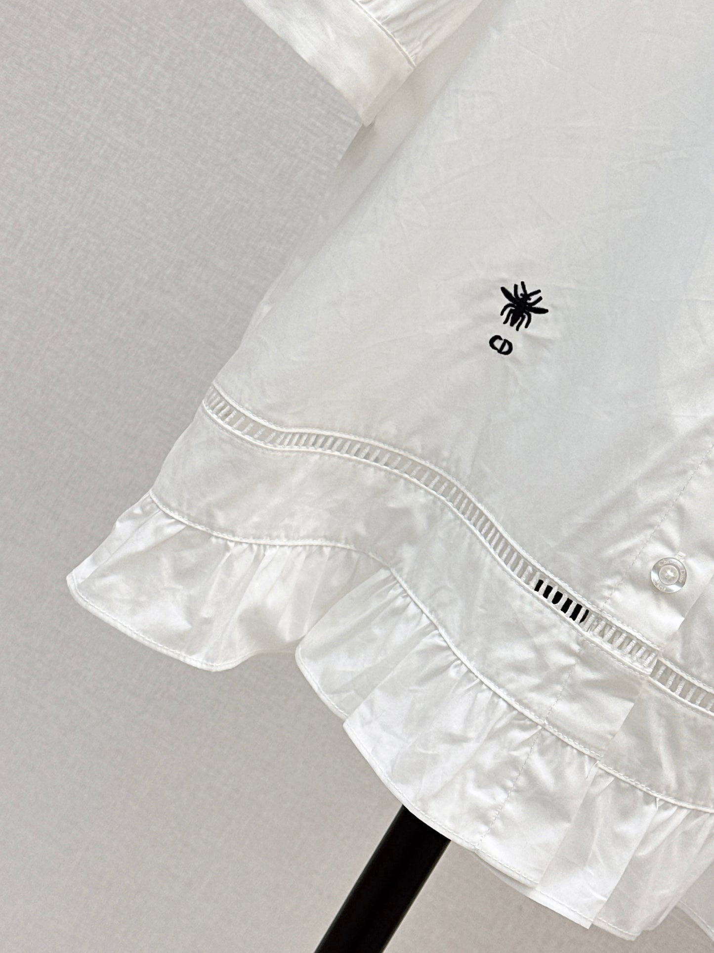 26SS — New Bee-Embroidered Ruffle-Trimmed Shirt