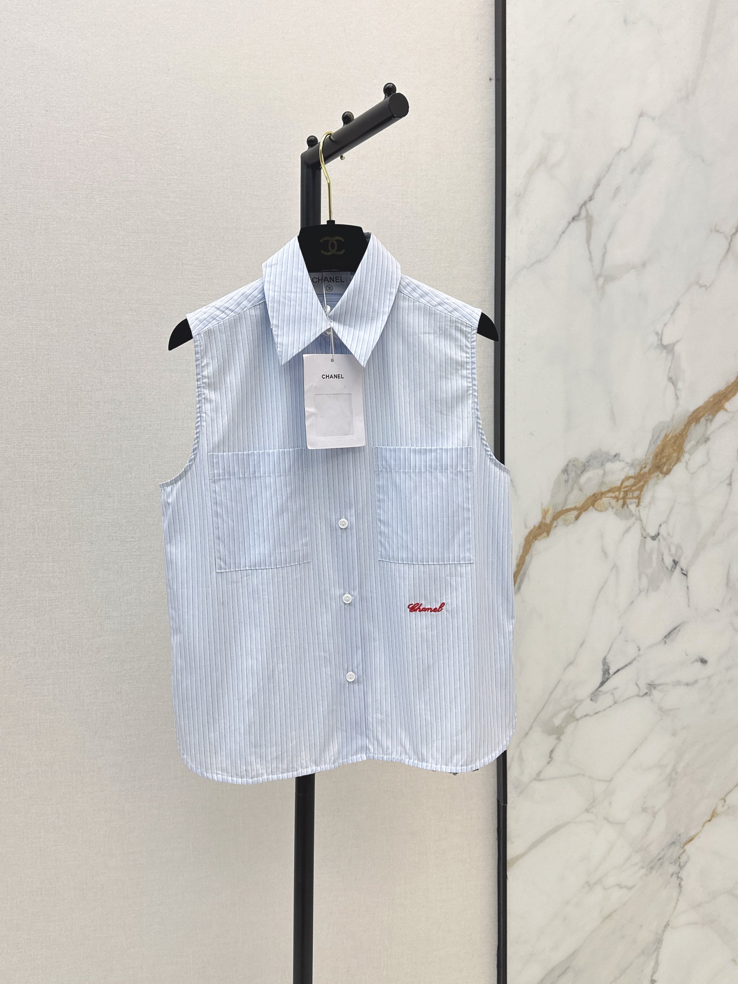 26SS — New French-Style Sleeveless Shirt with Pearl Buttons