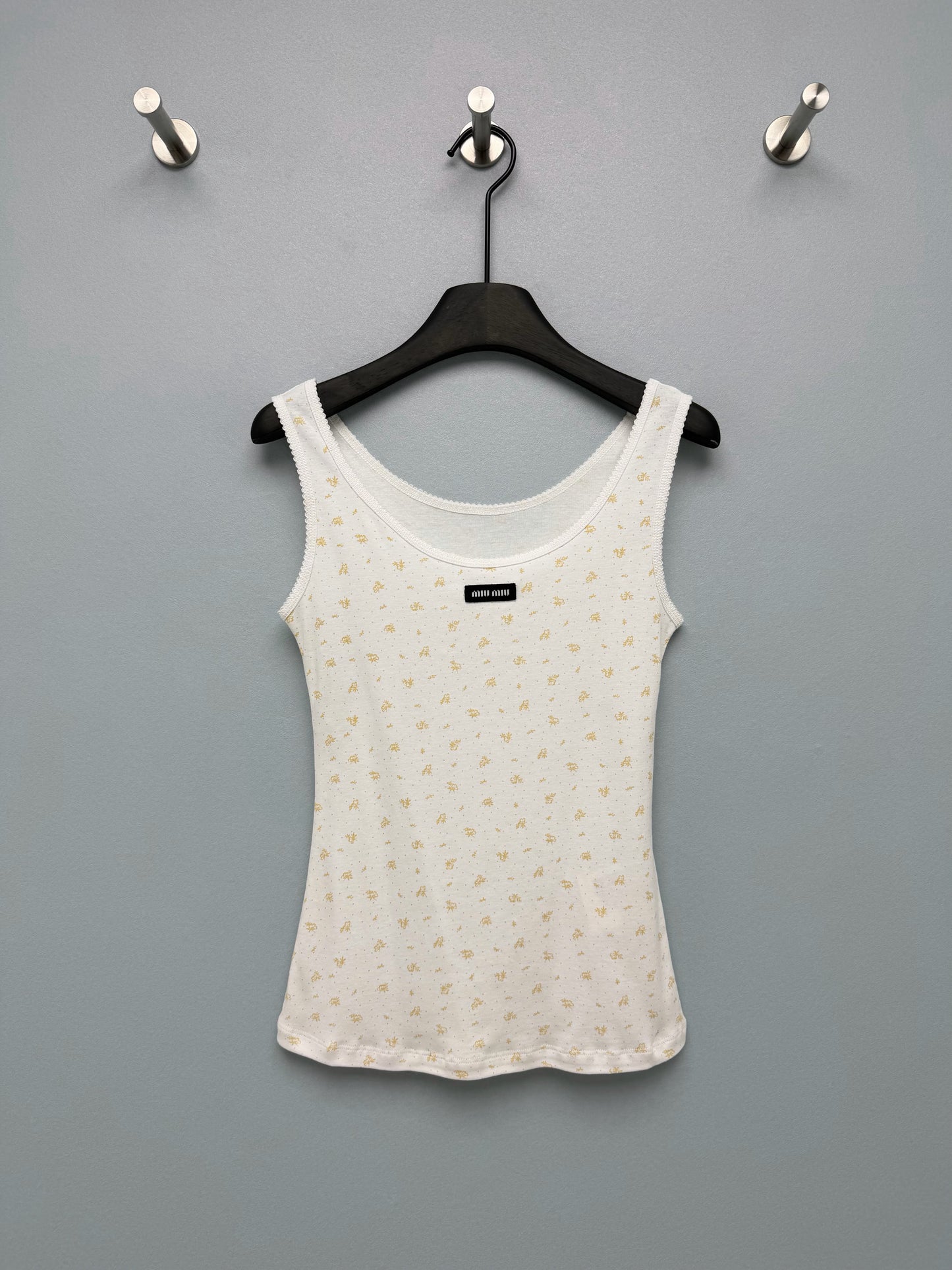 26 New Floral Vest
