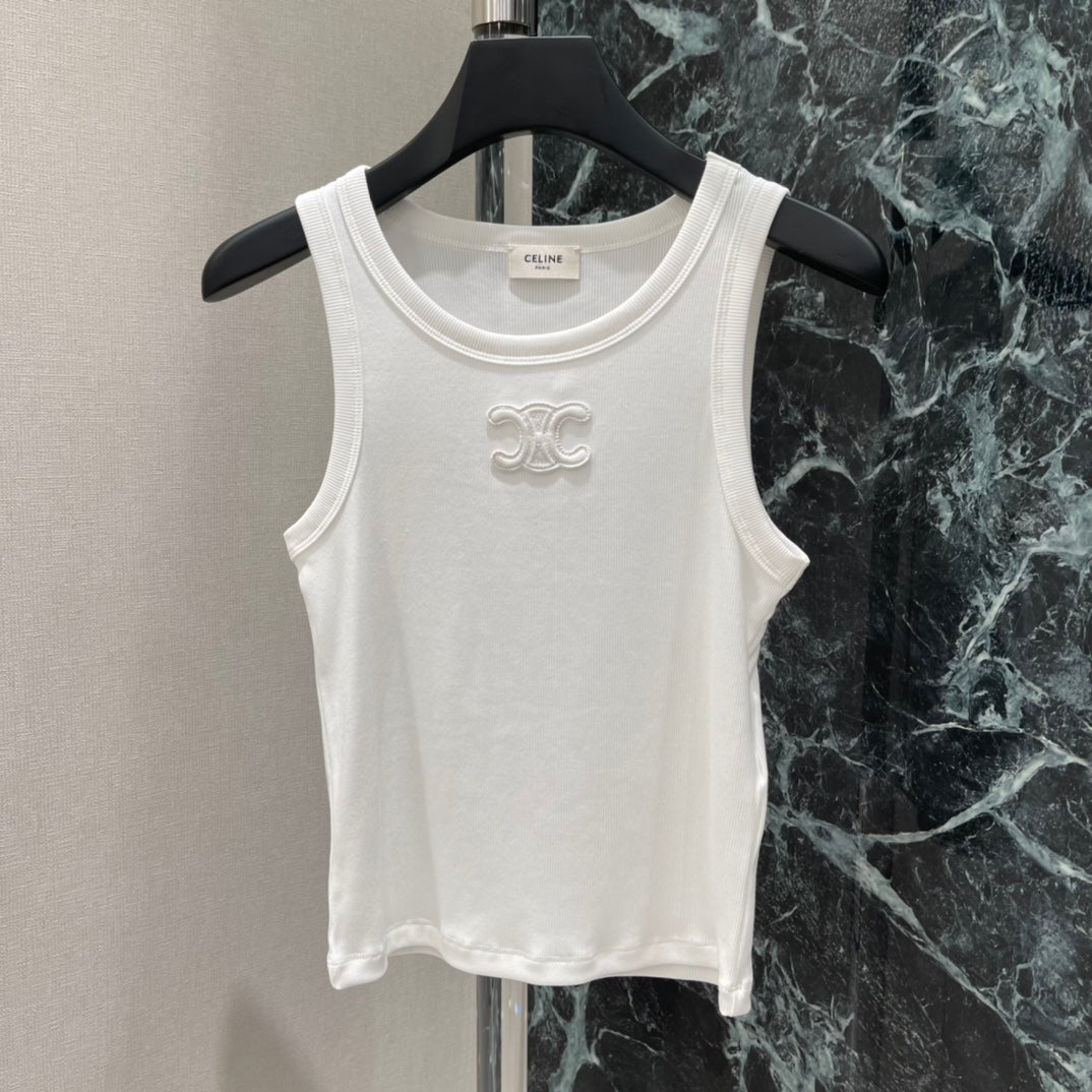 26 New Style: Sleeveless Vest with Small Logo