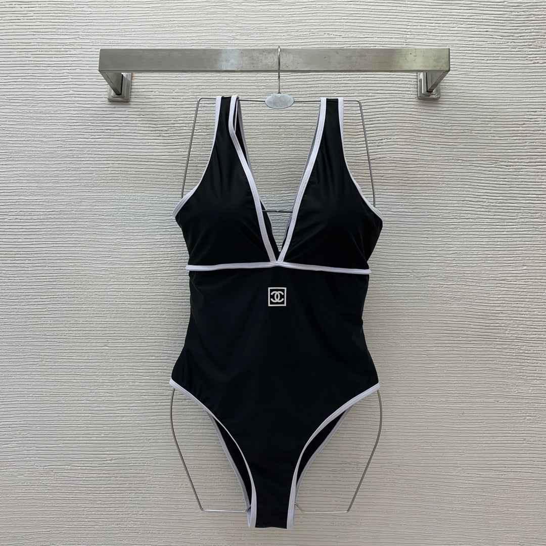 3D Logo Color-Block Trim Deep V-Neck One-Piece Swimsuit