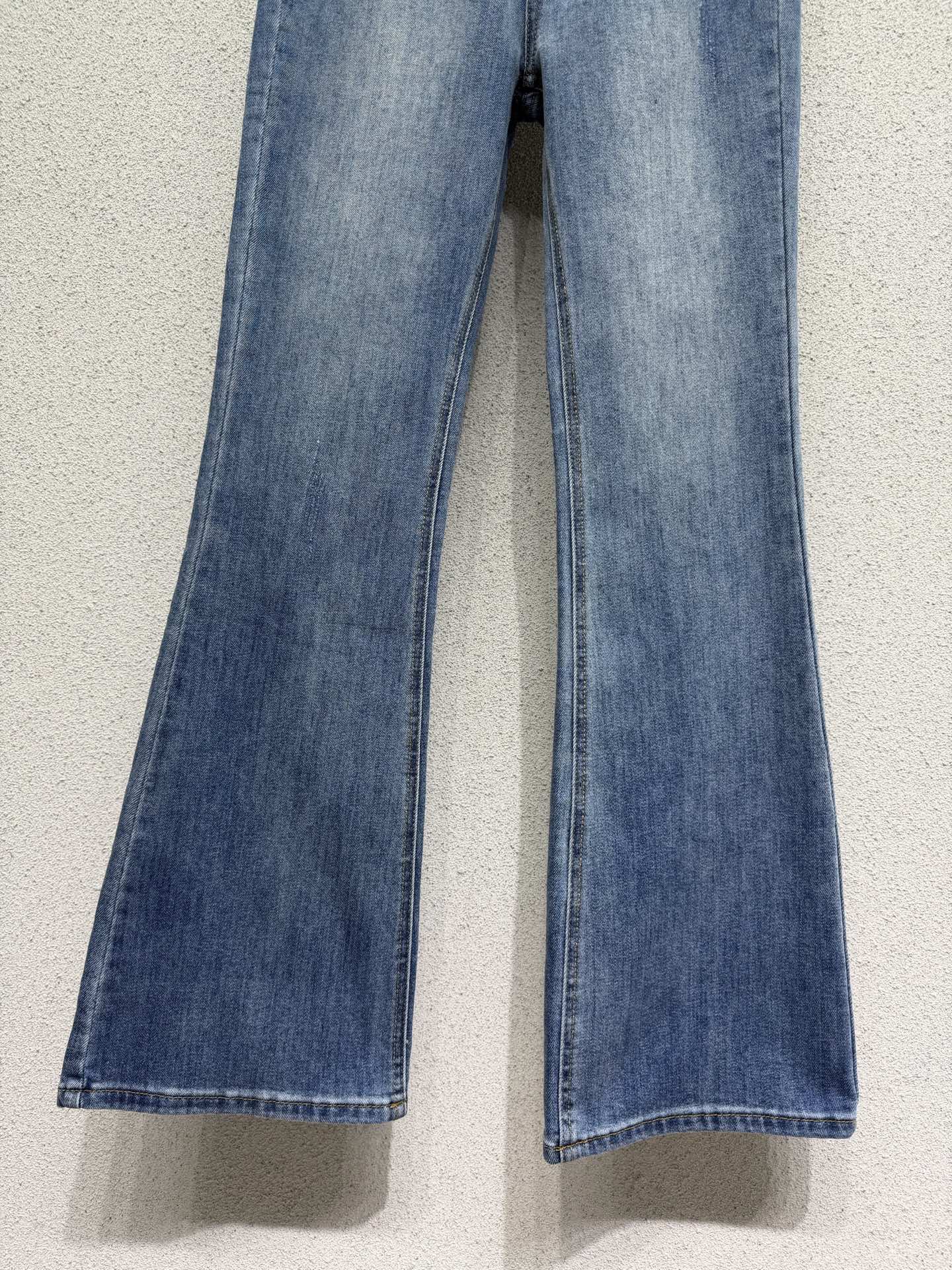 Bootcut Jeans