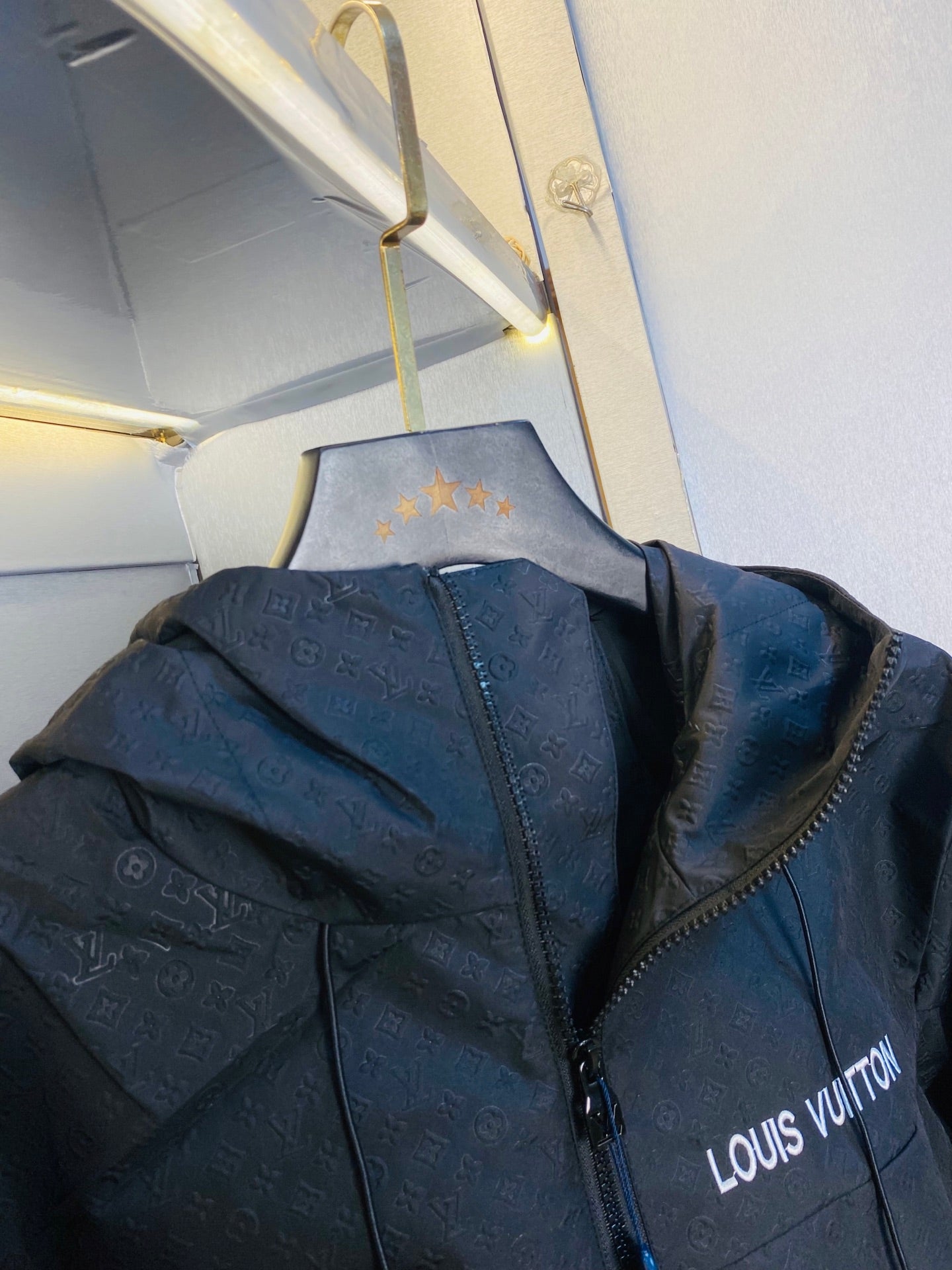 Outerwear, jacket, windproof coat